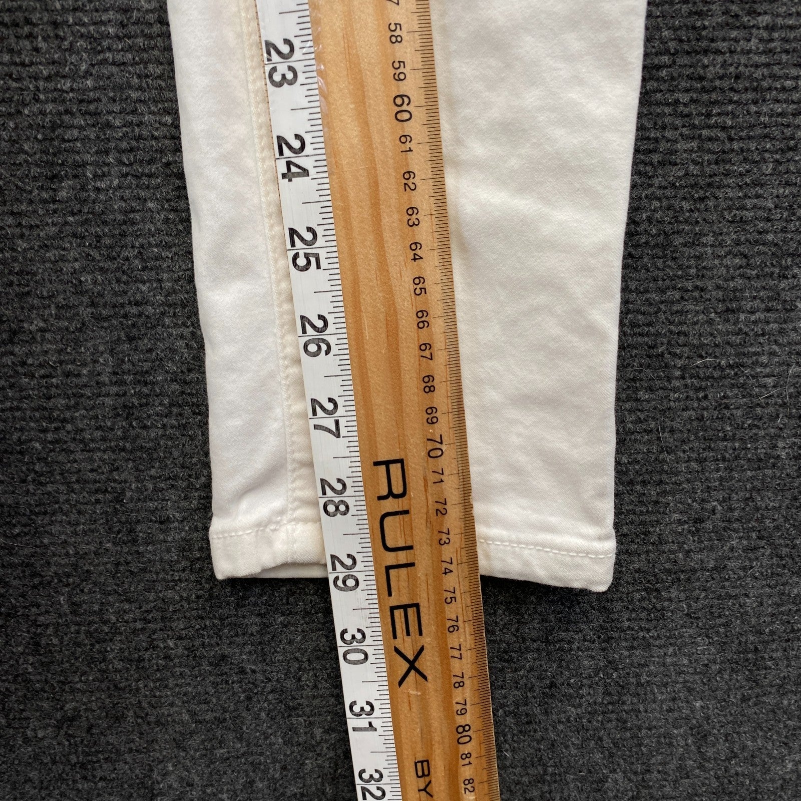 Product photograph [circular:8cbe67c82293d93f]