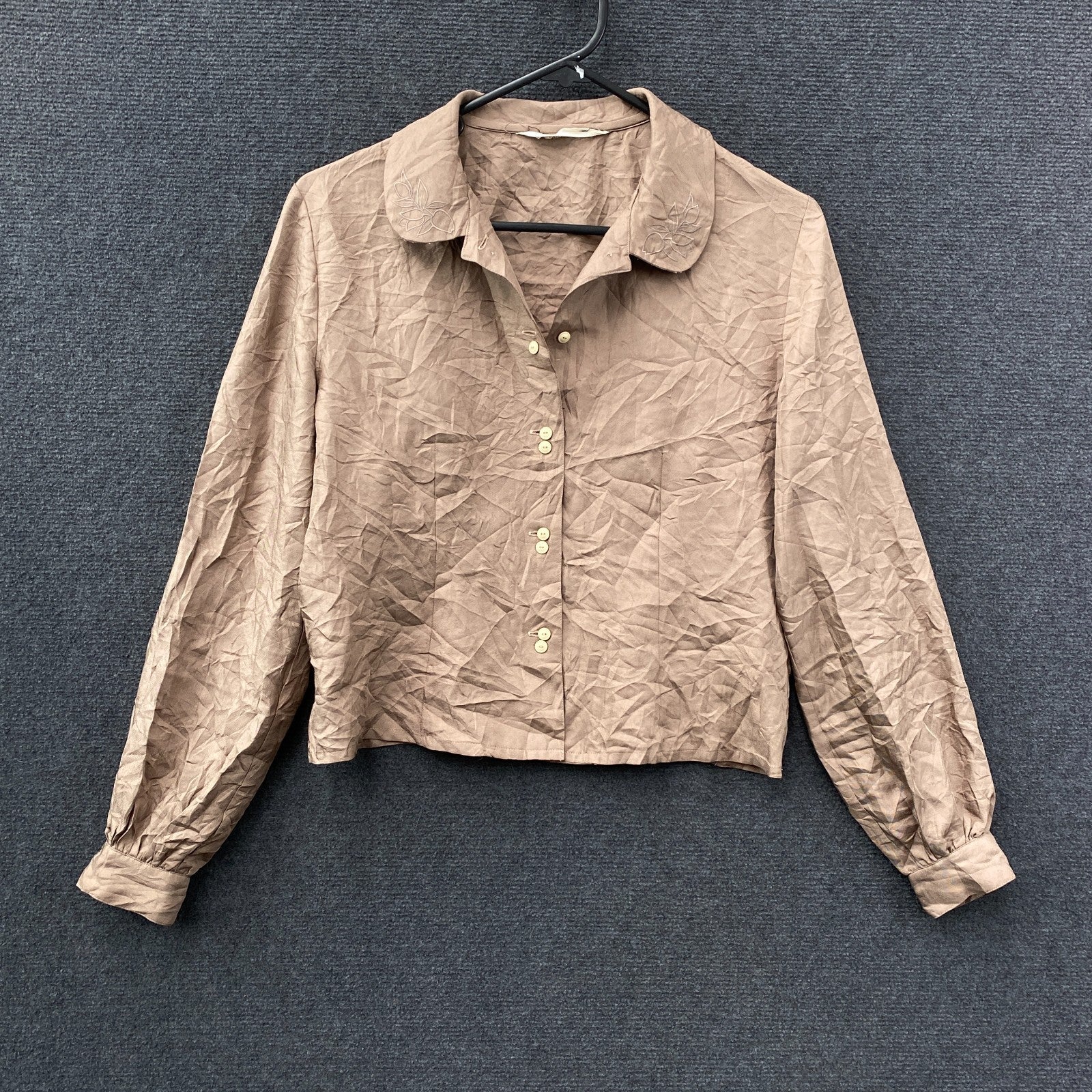 Product photograph [circular:b64f1a85cdeabe8f]
