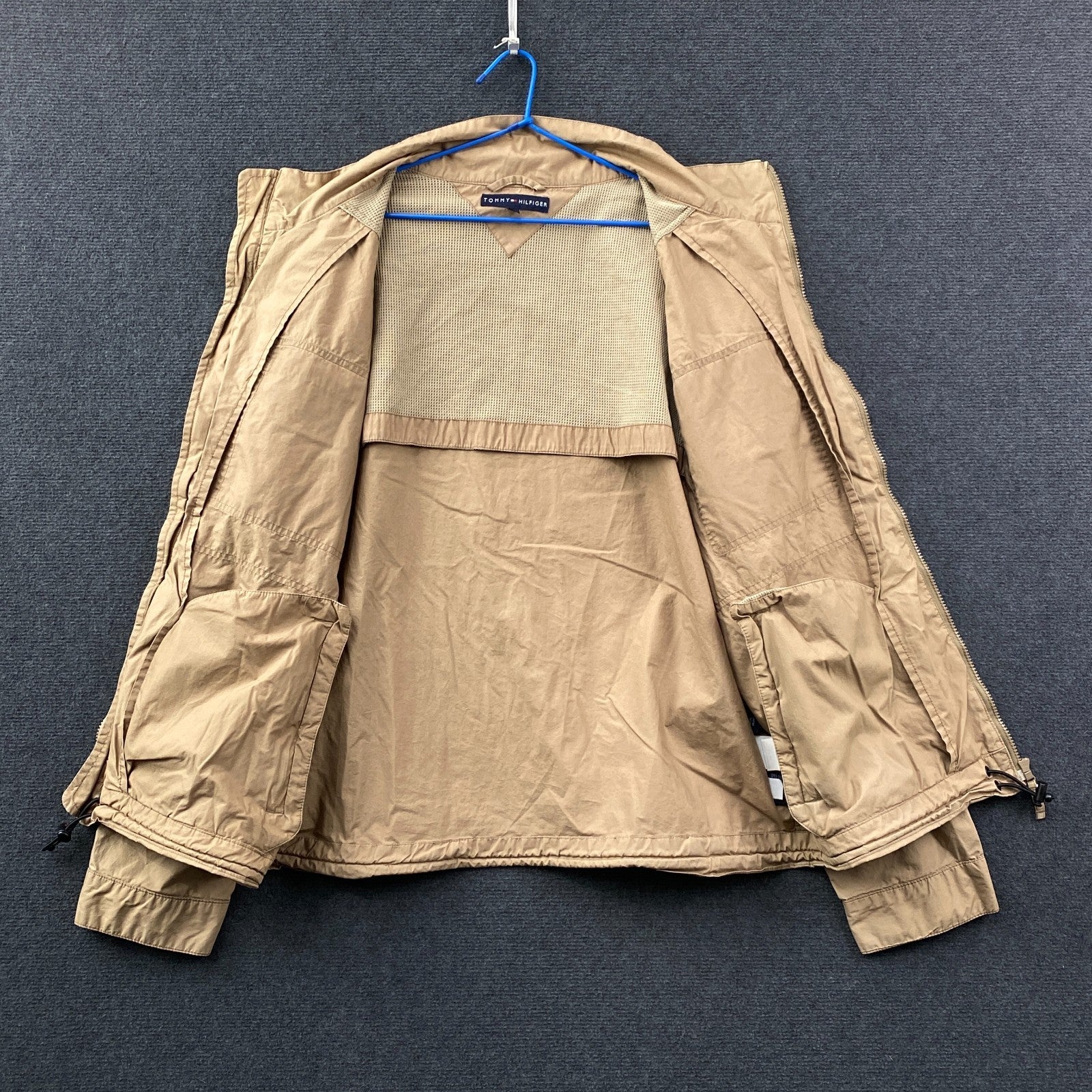 Product photograph [circular:daa1a110da37ffd4]