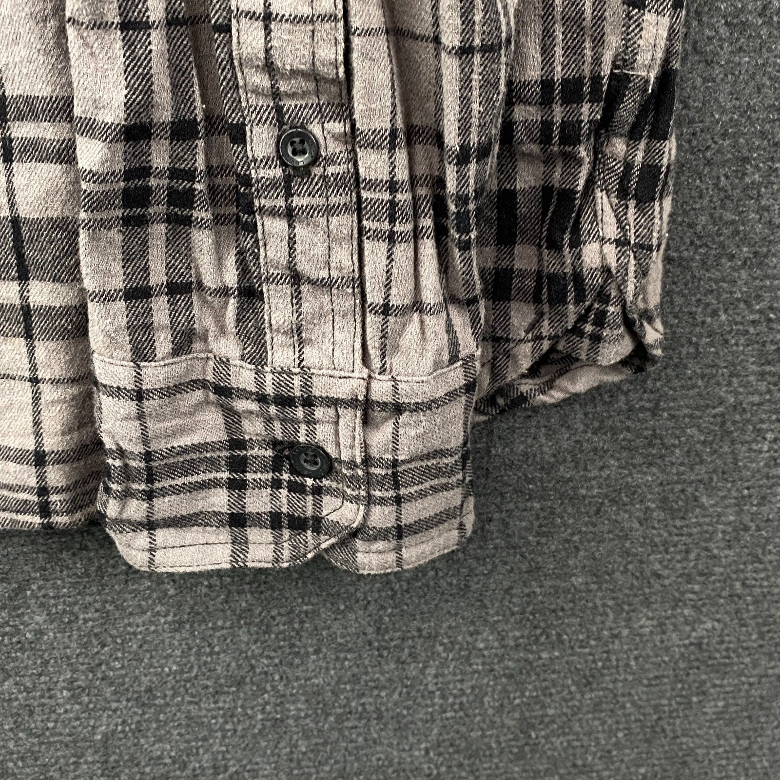 Product photograph [circular:581e1e87497bc69a]
