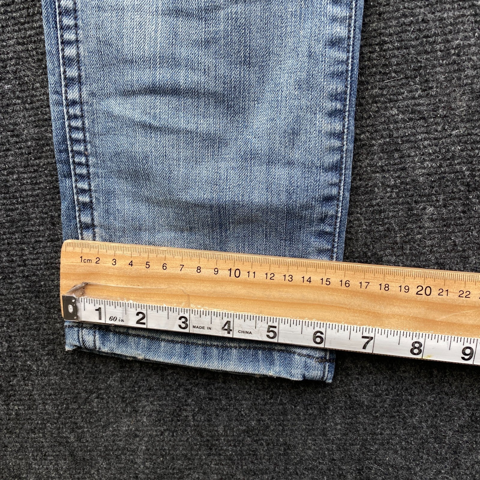Product photograph [circular:e9d5f1bdc9ffb147]