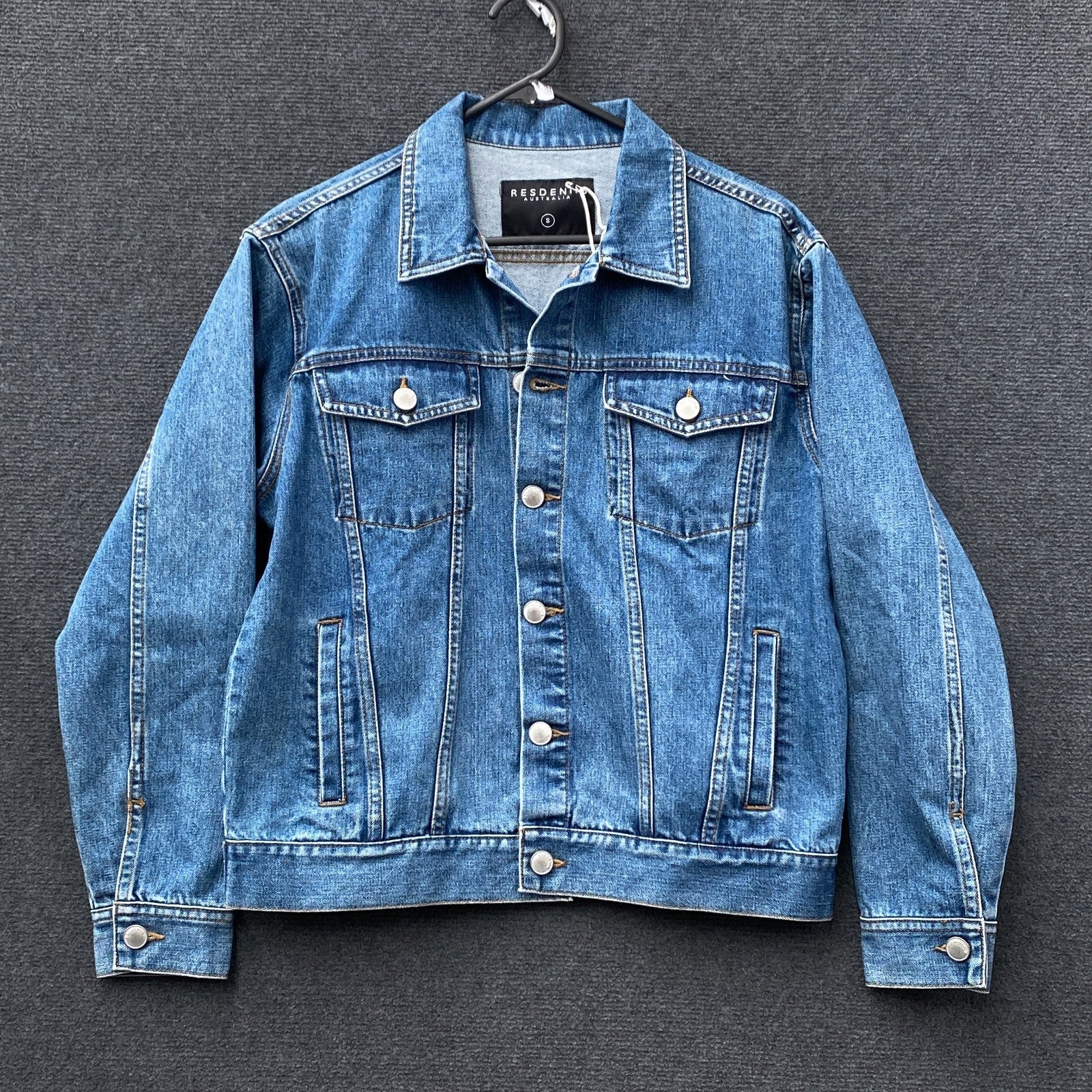 Product photograph [circular:c02a1fdbfd267ed8]