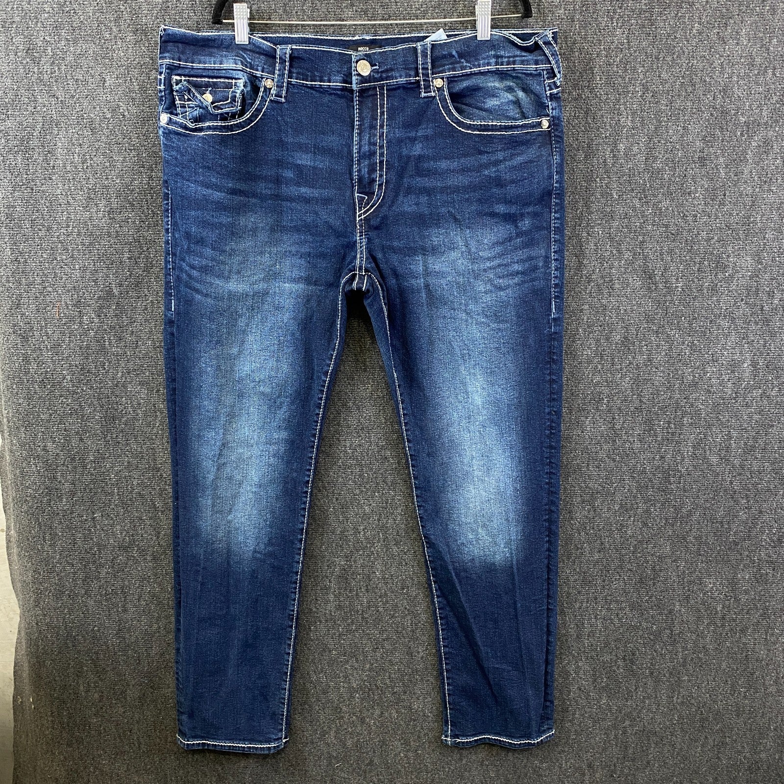 Product photograph [circular:1a9a75bba0a0347a]