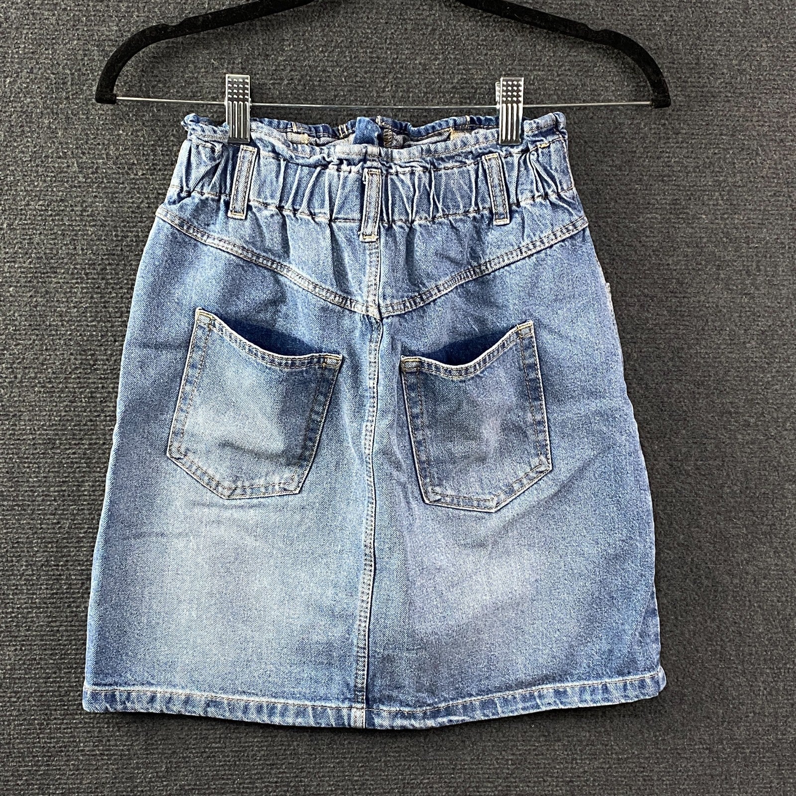 Product photograph [circular:7876bd2330490c46]