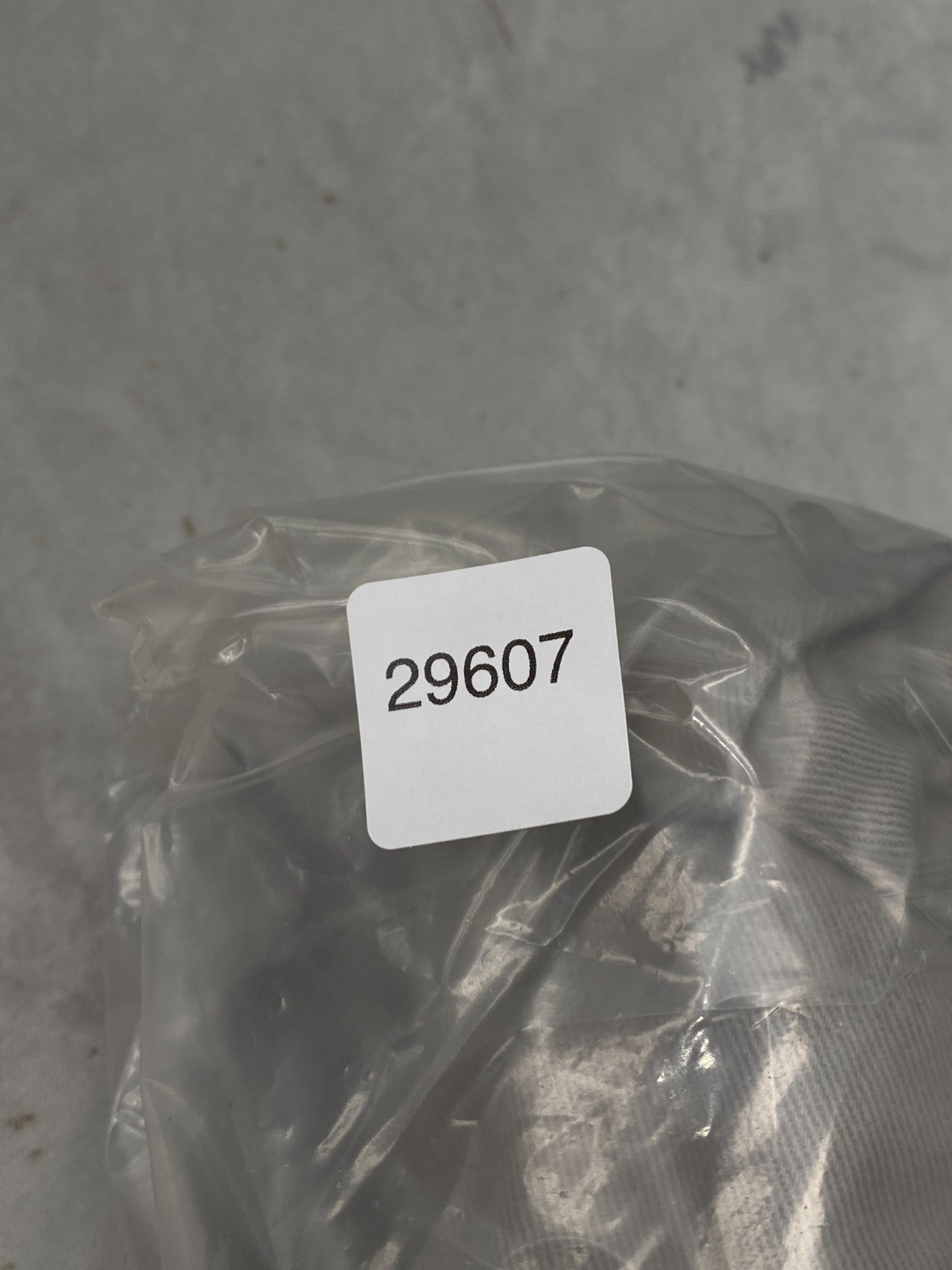 Product photograph [circular:e0144de619449475]