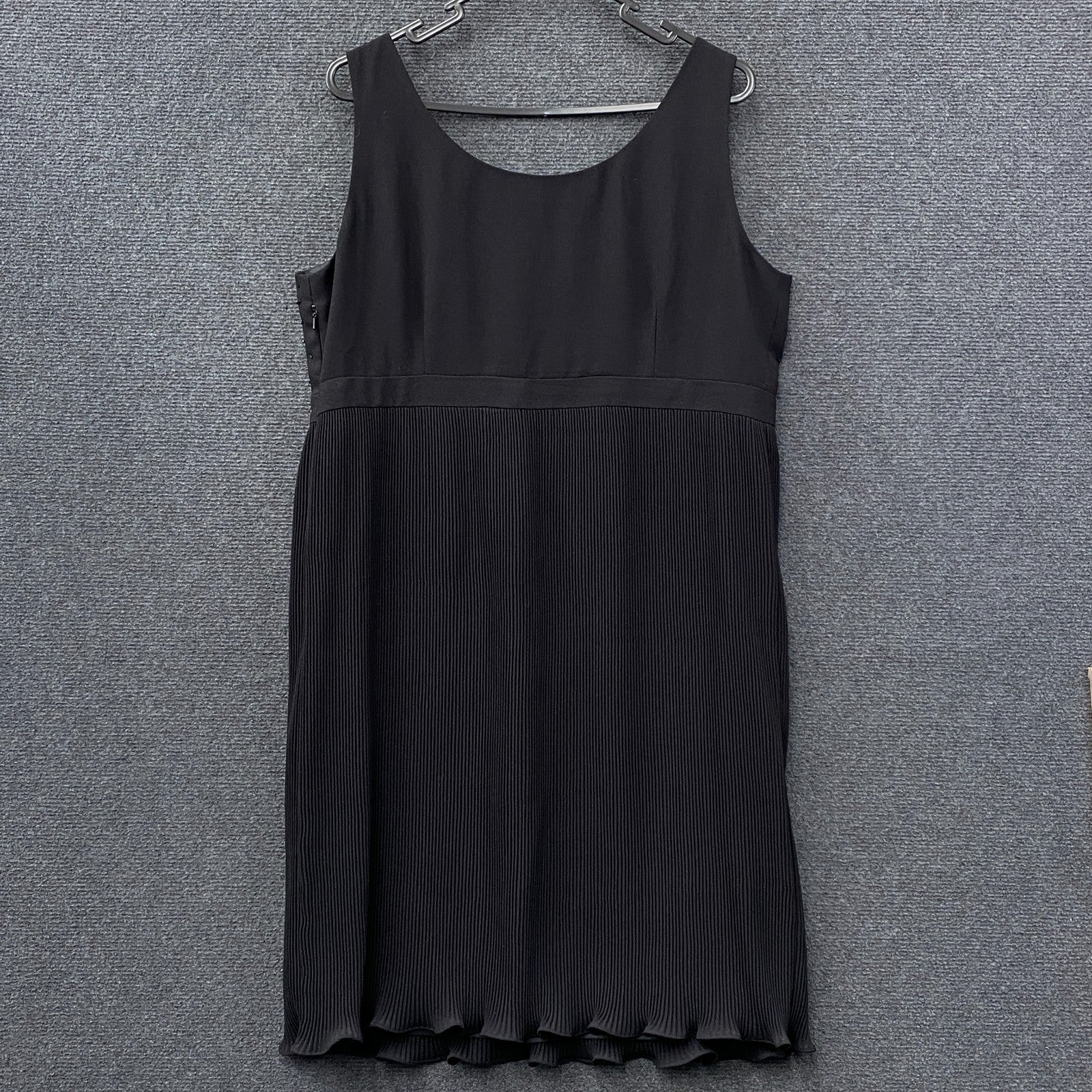 Product photograph [circular:a57d6a38cda1151c]