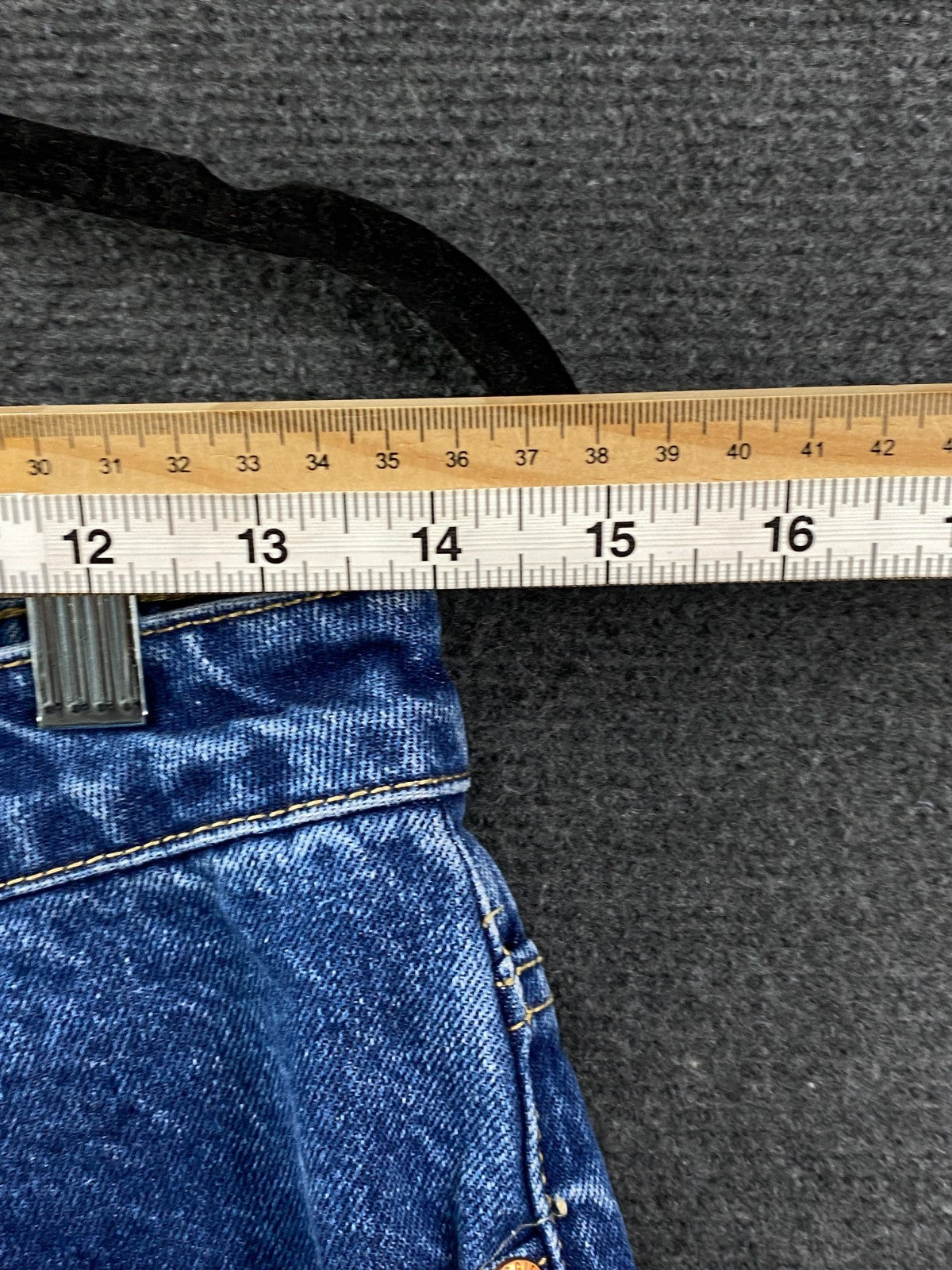 Product photograph [circular:d58e1aeb274bc24d]