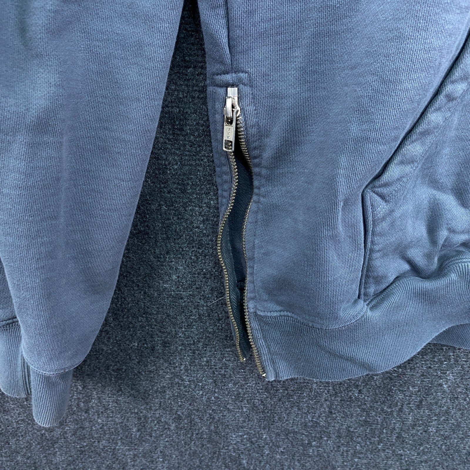 Product photograph [circular:deef2e75626306f2]