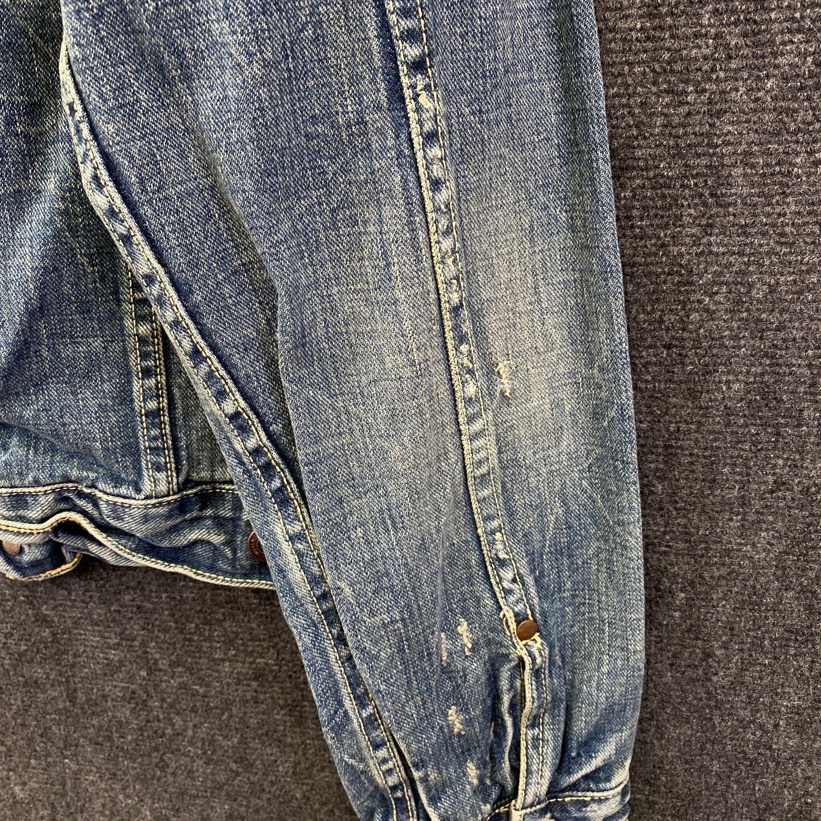 Product photograph [circular:f4bdd513a73a0ec2]