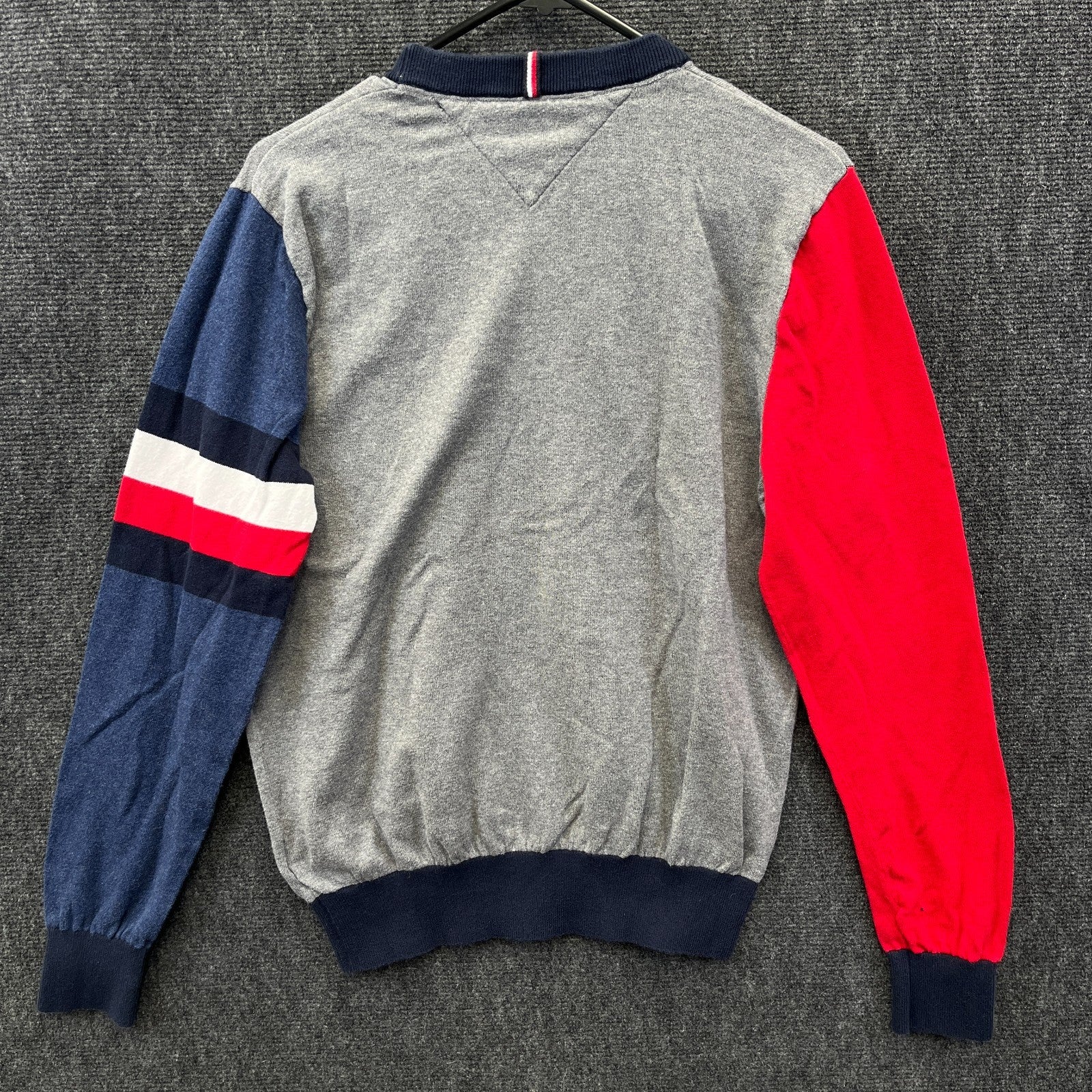 Product photograph [circular:f80a052d0b23077b]