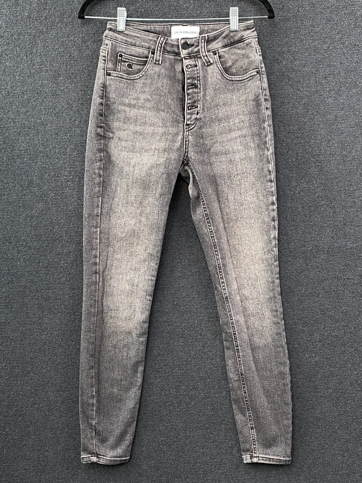 Product photograph [circular:44def7a48c8bdc80]