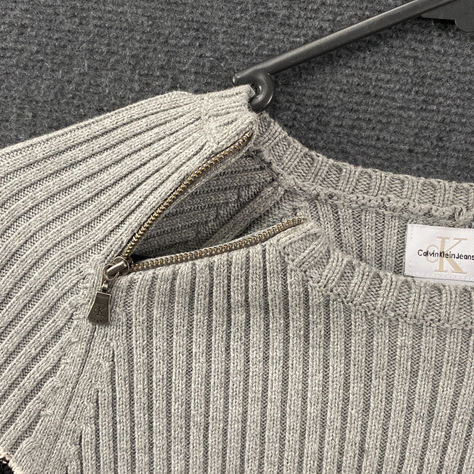 Product photograph [circular:5c0ee119882861bc]