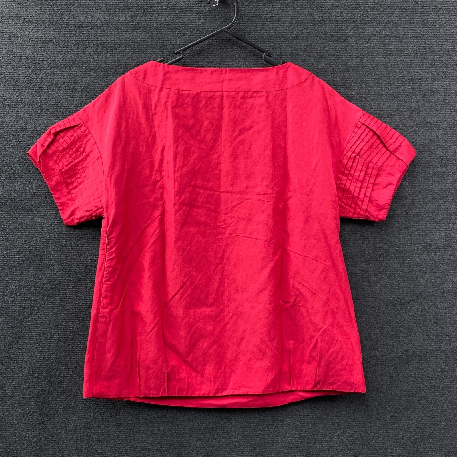 Product photograph [circular:f3944f2b1c4ab687]