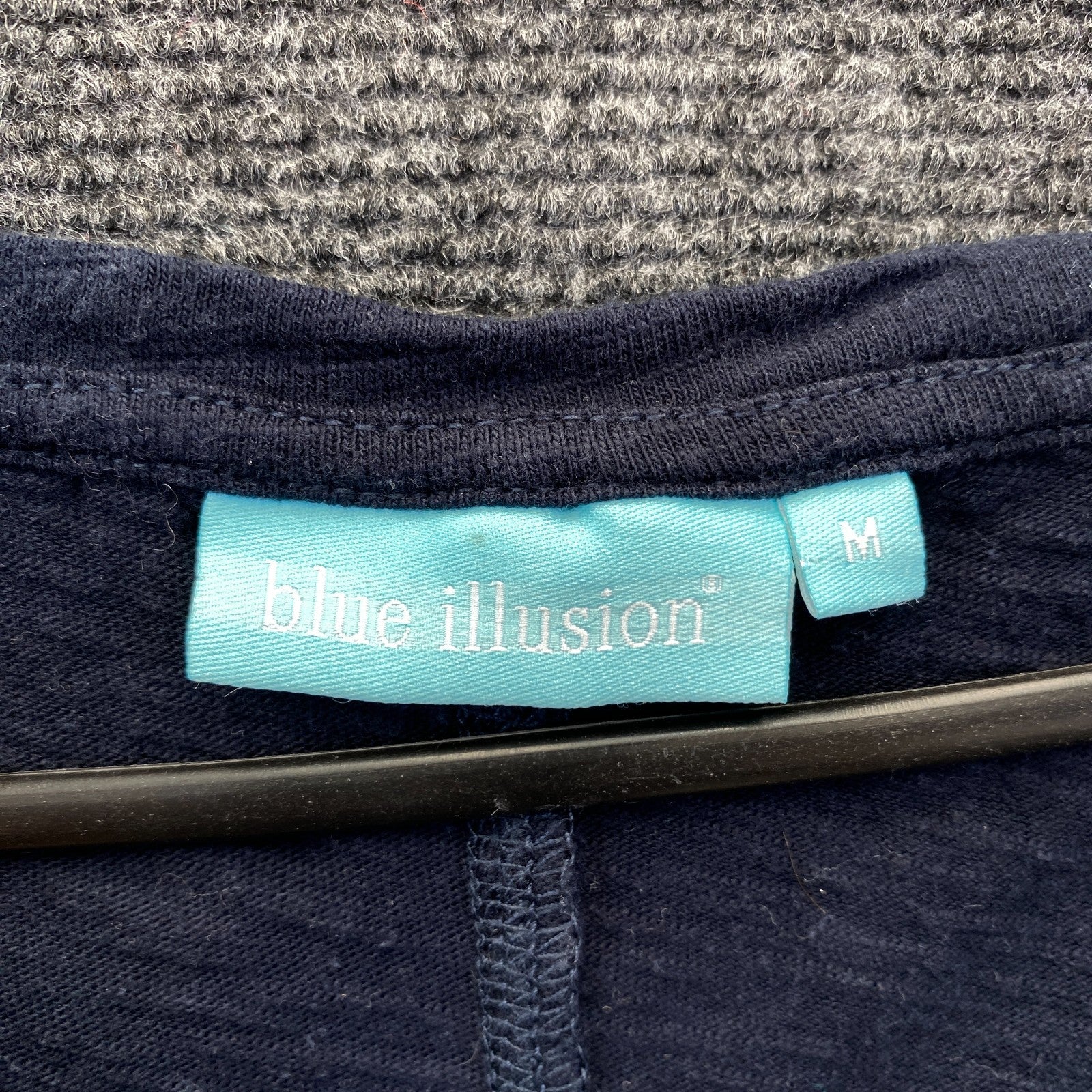 Product photograph [circular:8c10b560ce755a0b]