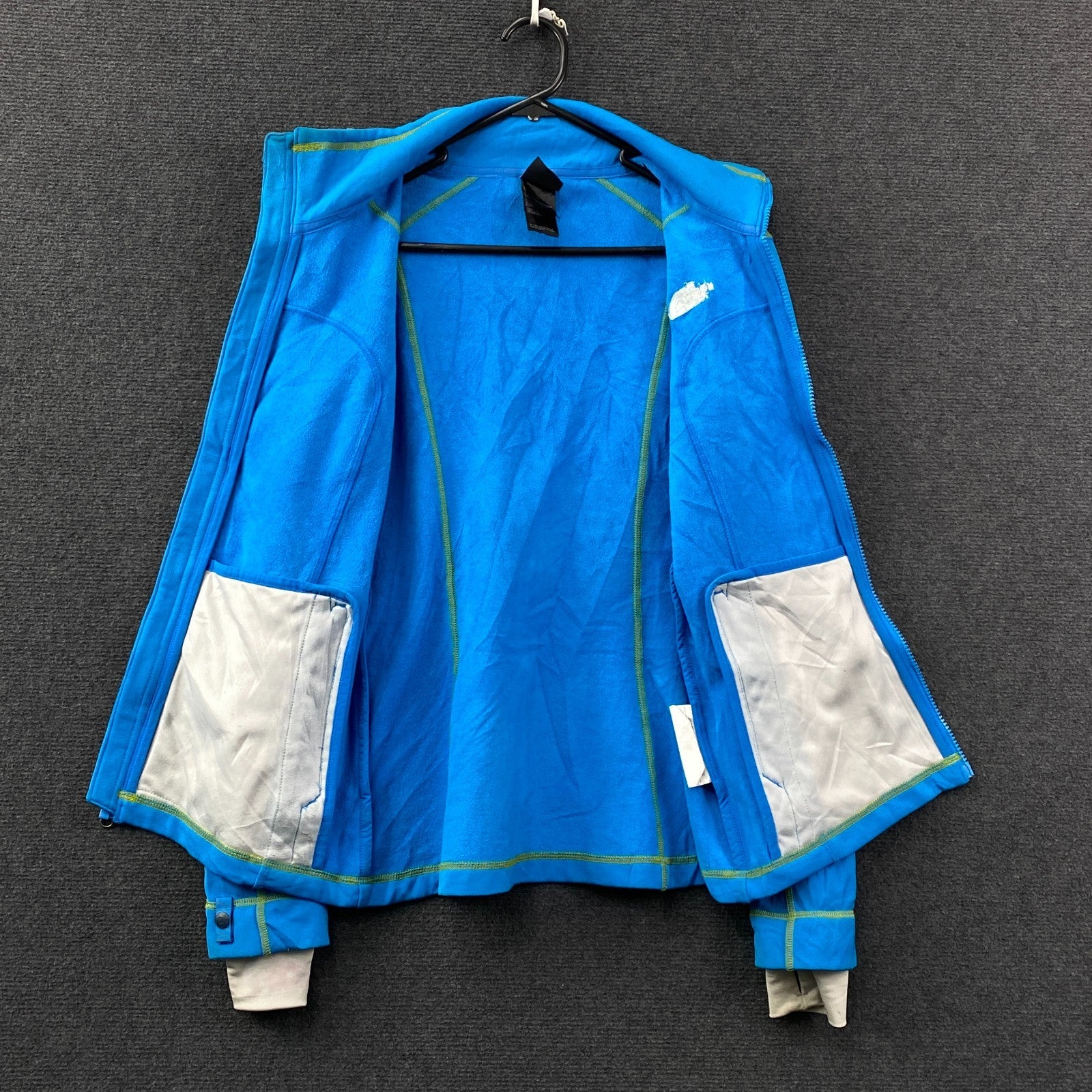 Product photograph [circular:95e37f5faed4b3b1]