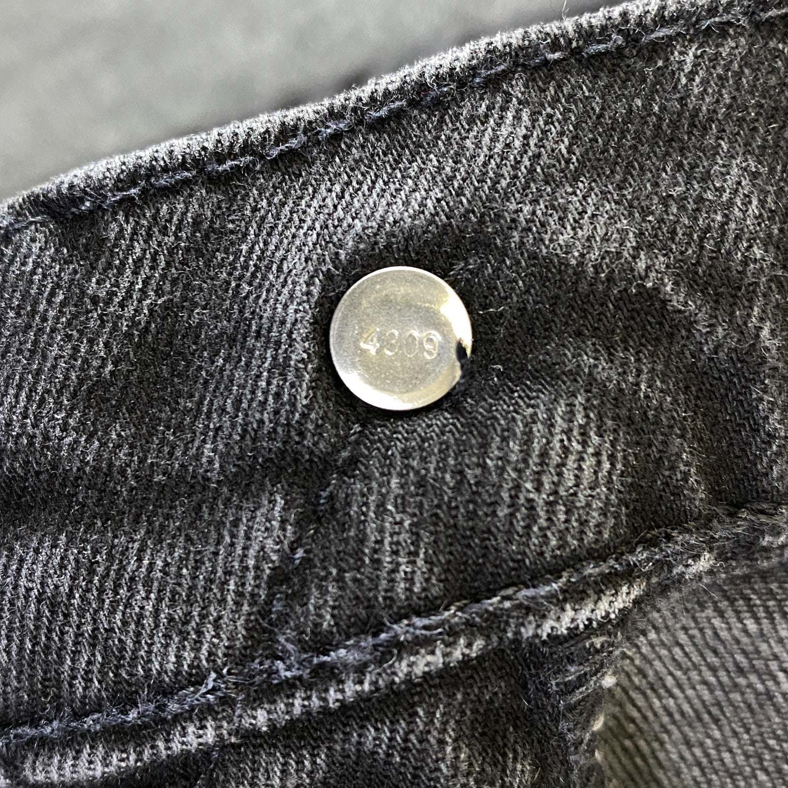 Product photograph [circular:45e0b27ced9cf8f7]