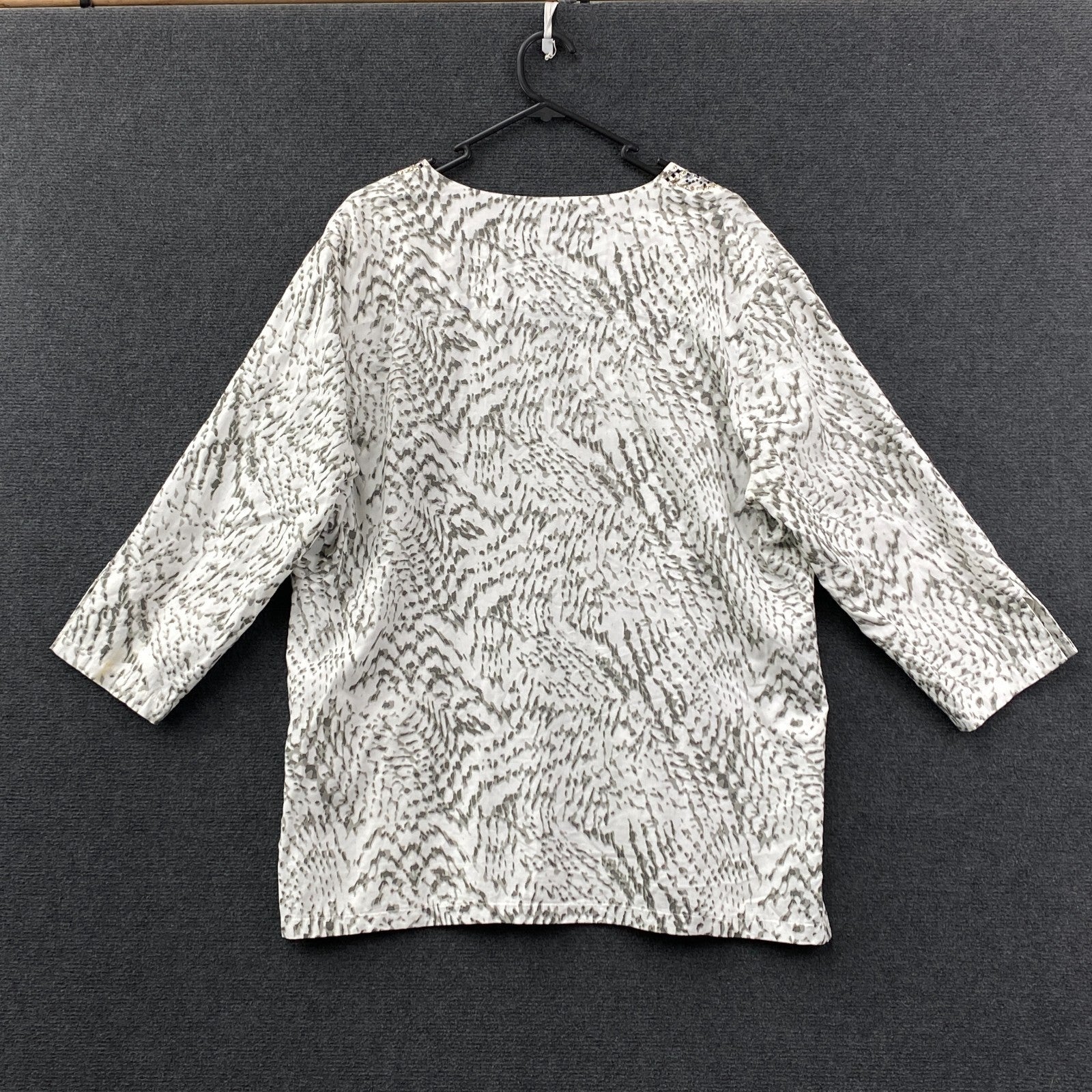Product photograph [circular:08df67a9c12d3f3a]