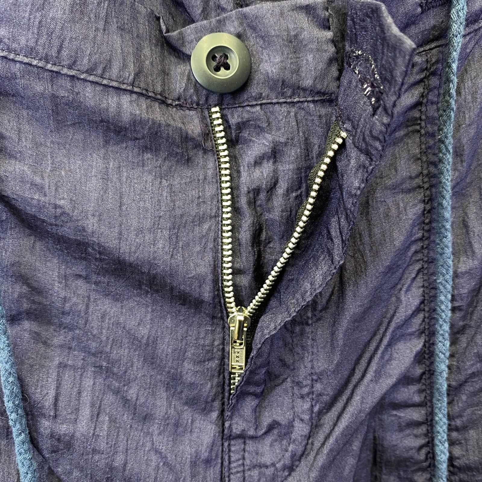 Product photograph [circular:4d4aba61e9798e3f]