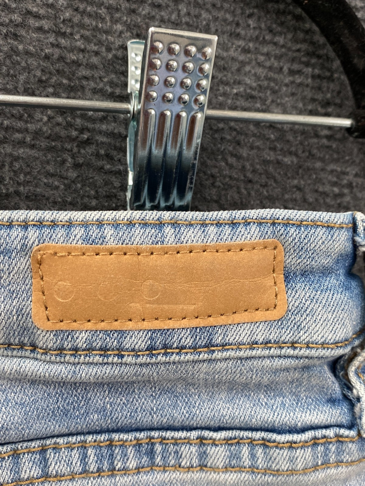 Product photograph [circular:817e8f997cf22a10]