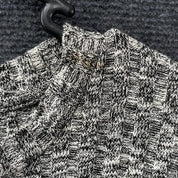 Product photograph [circular:7d96ab29fd4b6ec4]