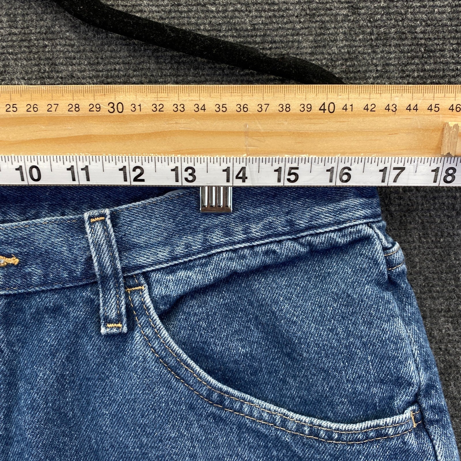 Product photograph [circular:2e8d0042d247f0e3]