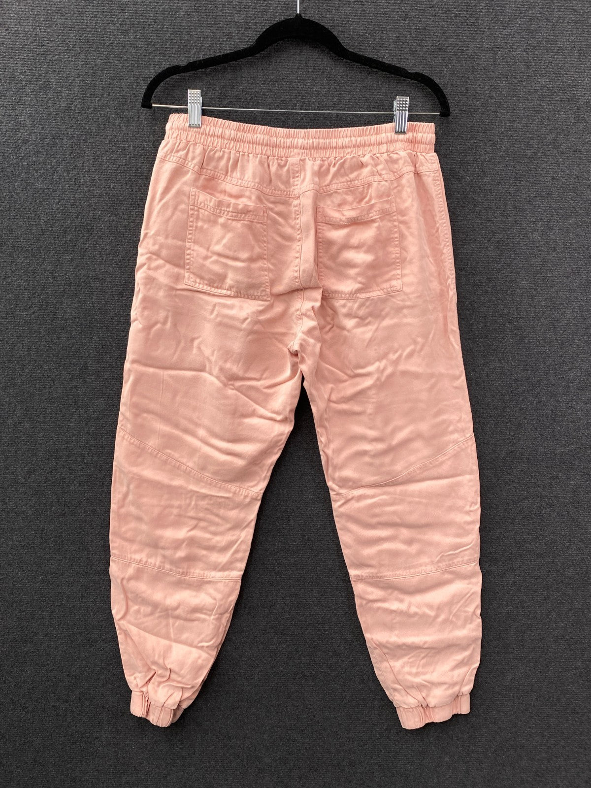 Product photograph [circular:9010e5adbac0bf11]
