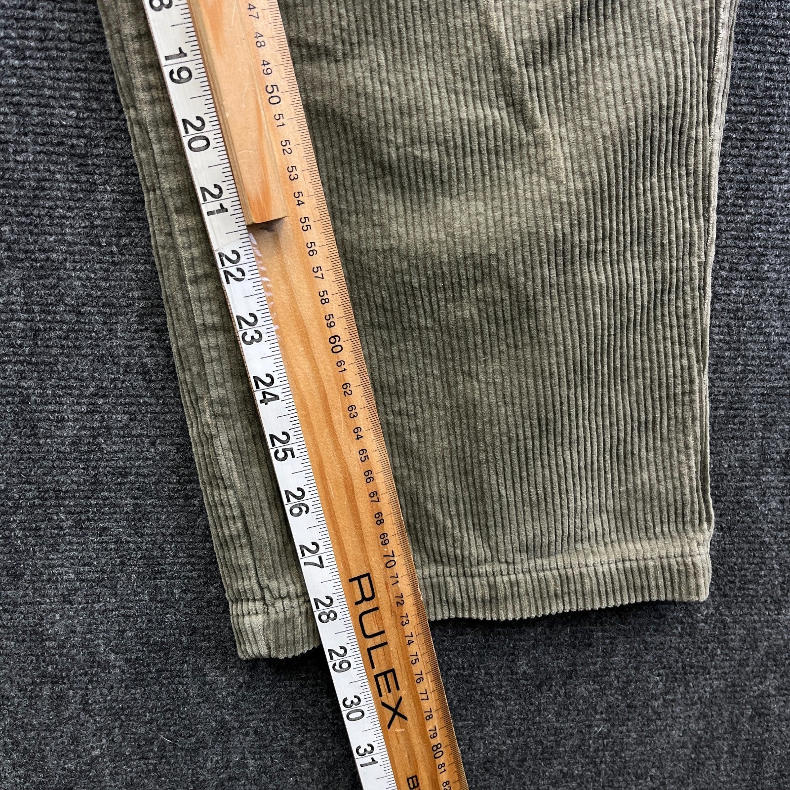Product photograph [circular:c598ba87ce07089b]