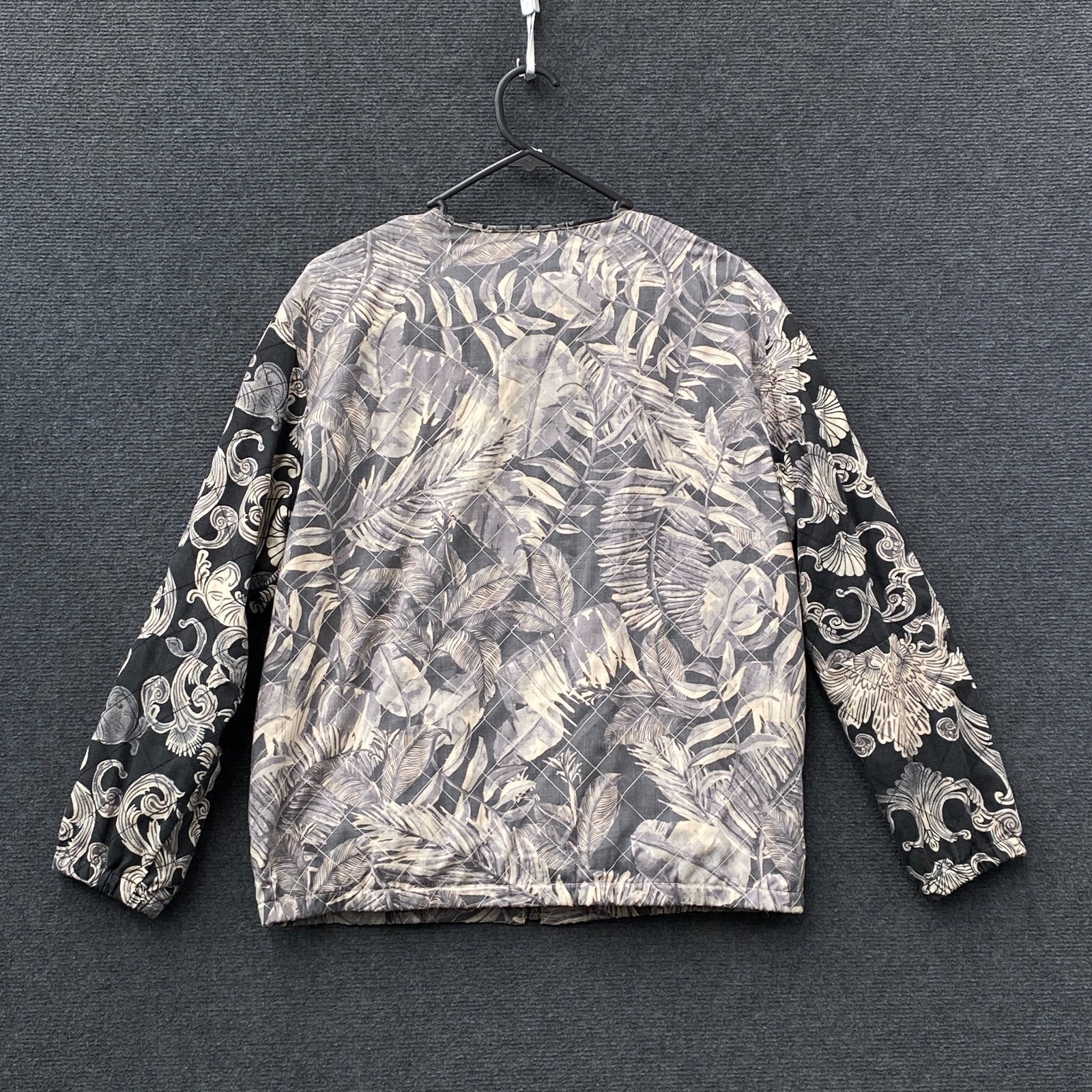 Product photograph [circular:93c9034819da93dd]