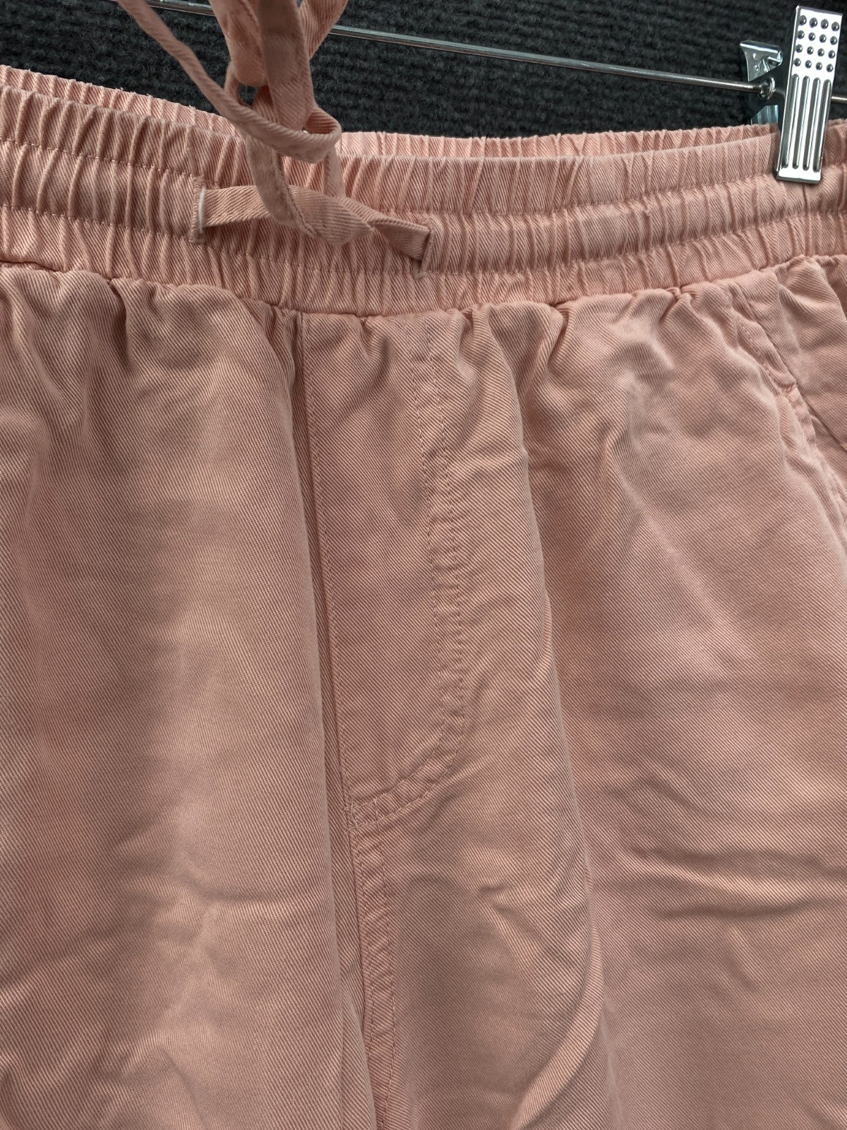 Product photograph [circular:bf559852f899ba46]