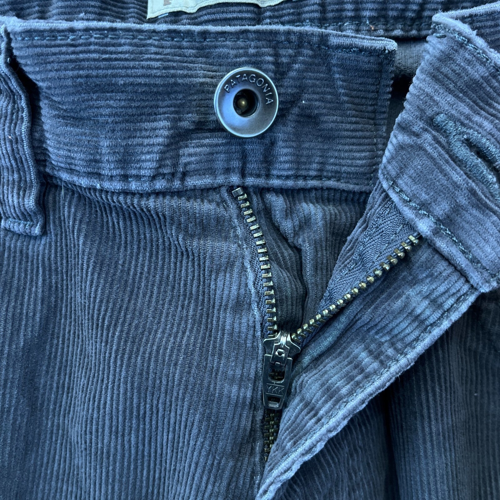 Product photograph [circular:8f068576ba8d703b]