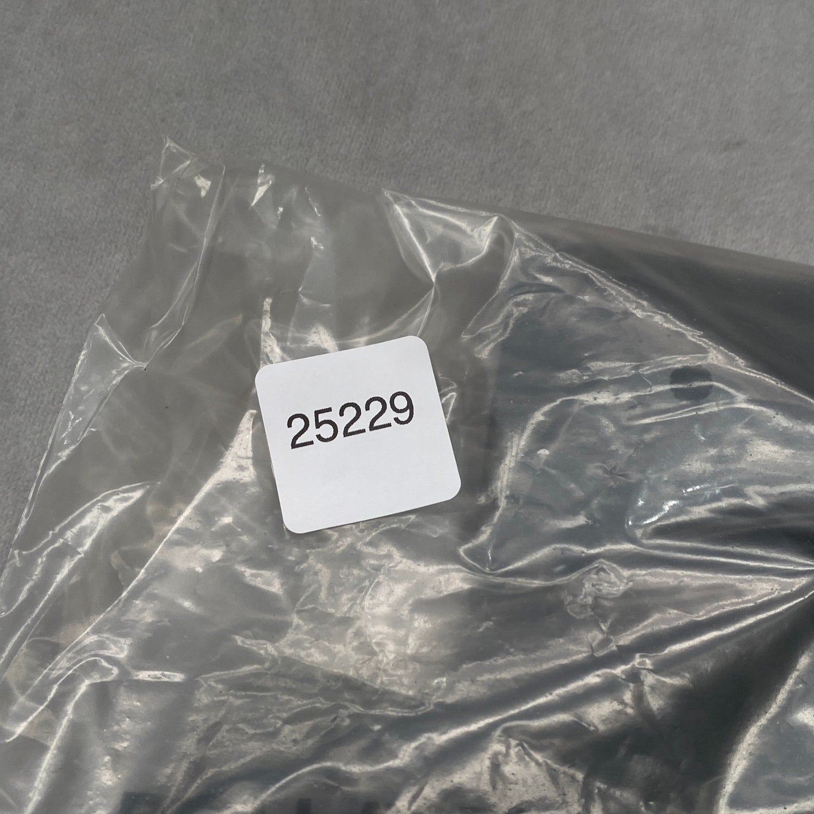 Product photograph [circular:03e66aff57e45043]