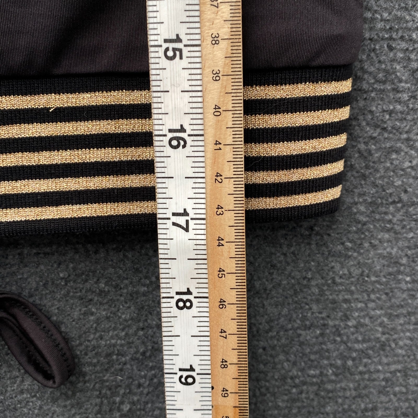 Product photograph [circular:ce199b43f9795621]