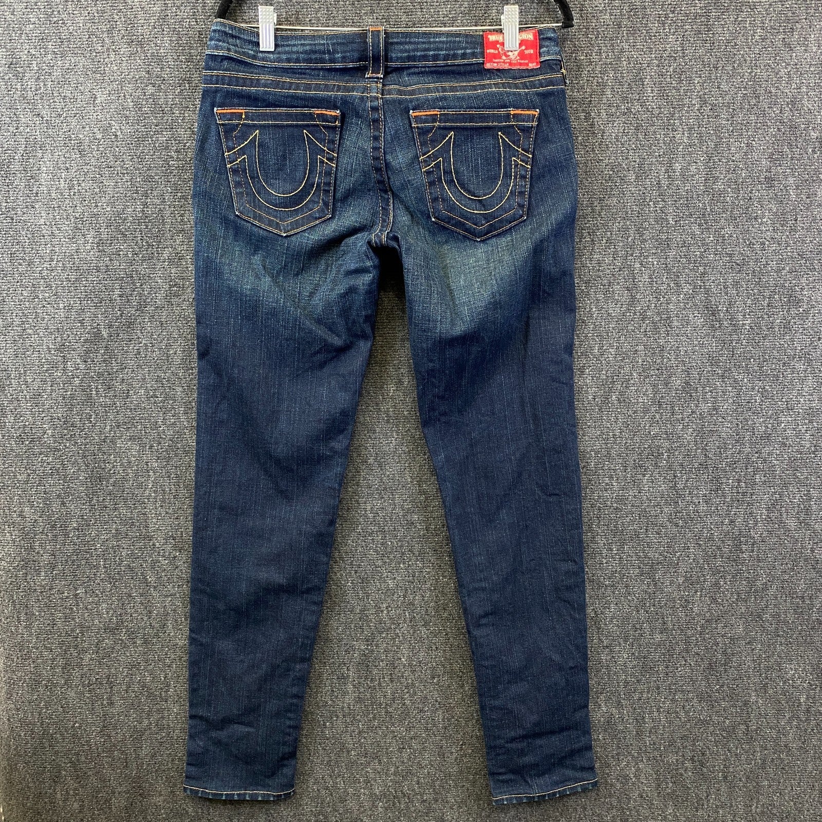 Product photograph [circular:f8e046171bd790d6]