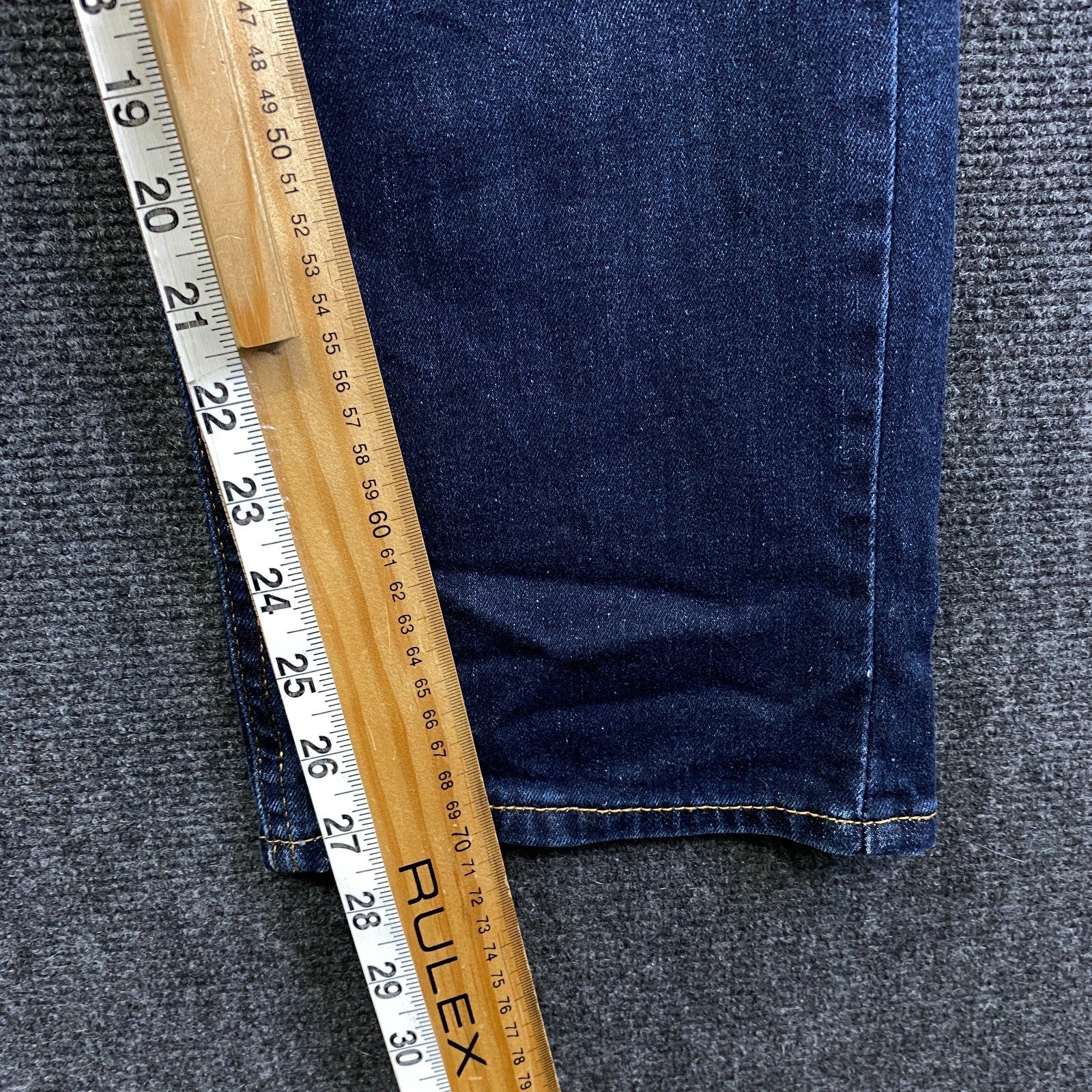 Product photograph [circular:00a4858ef9970463]