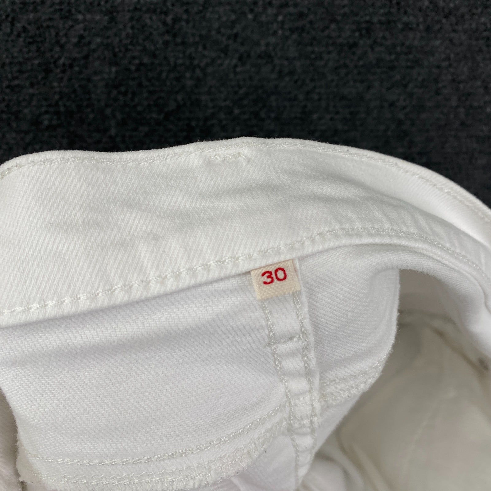 Product photograph [circular:30ef2409f8d73f55]