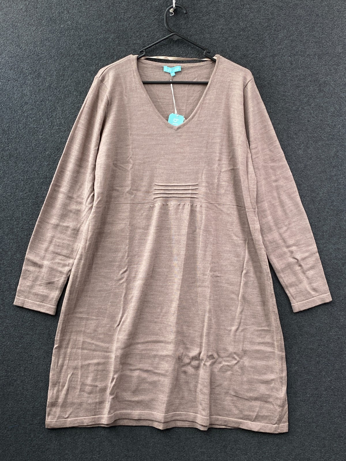 Product photograph [circular:244e456701e28c42]