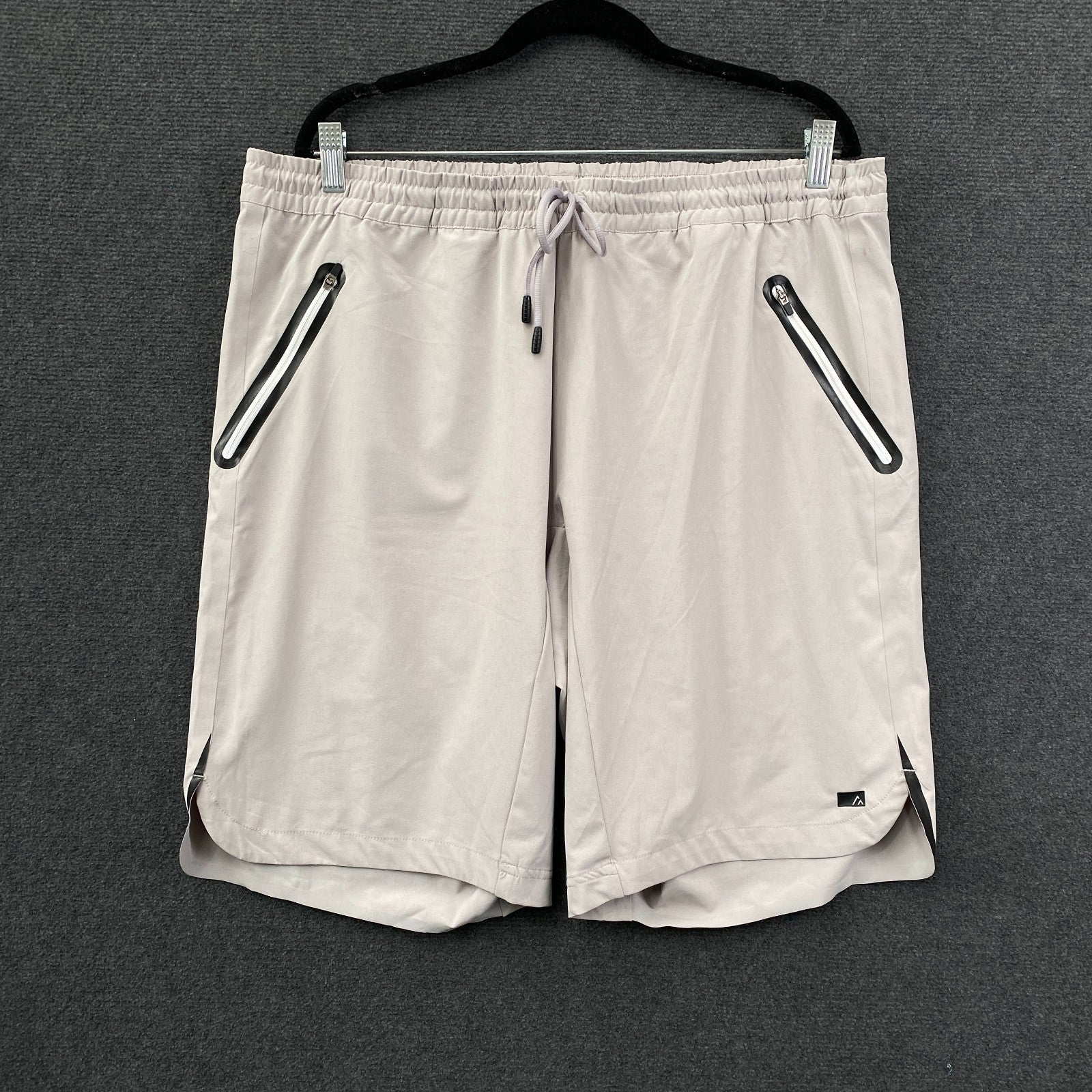 Product photograph [circular:9318d0151b201d64]