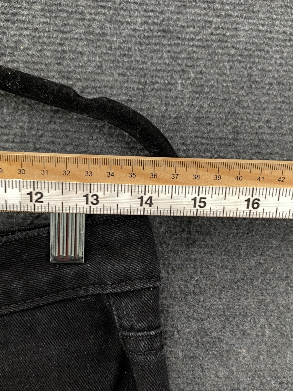 Product photograph [circular:df4a833e790d9363]