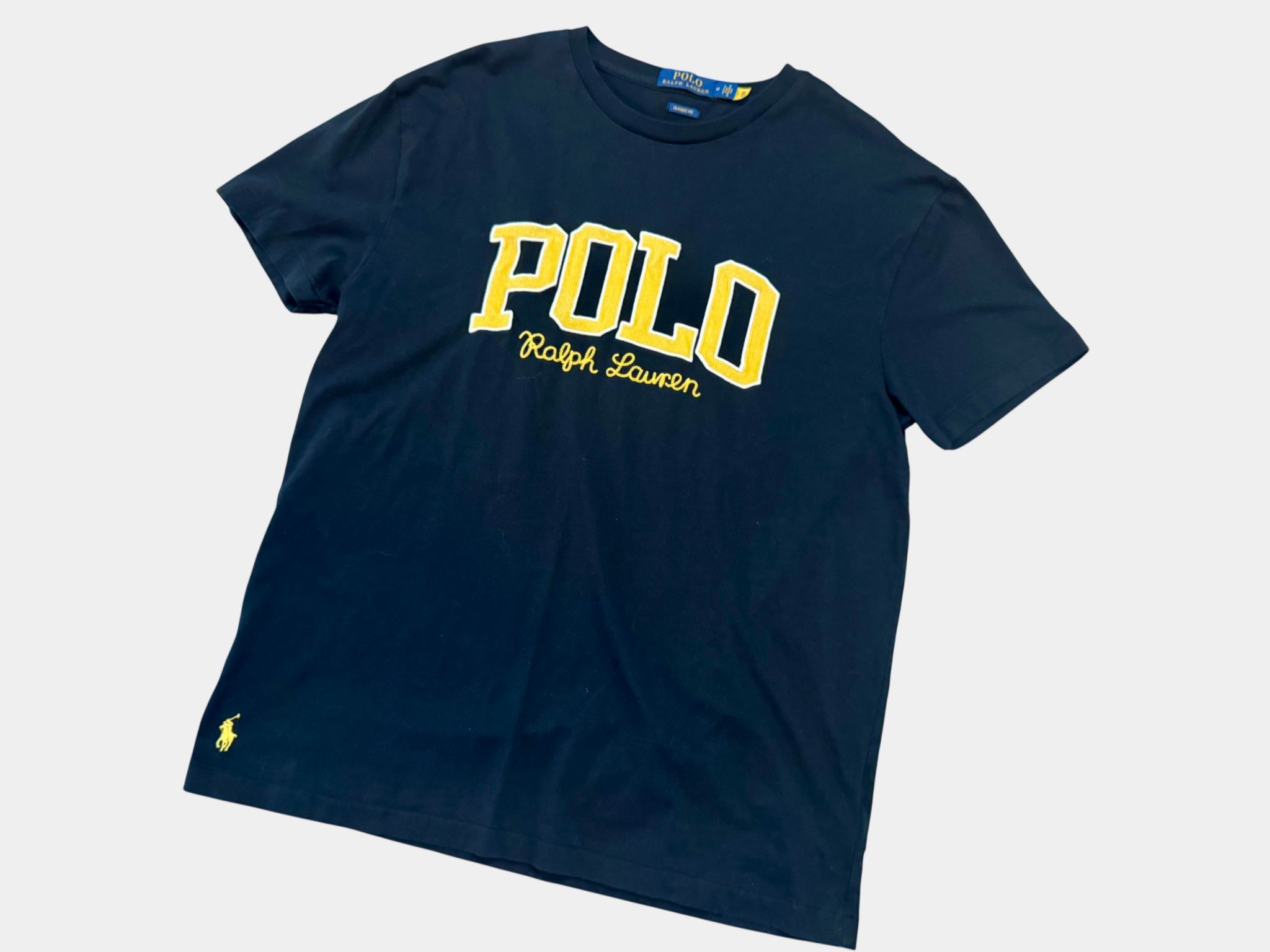 POLO RALPH LAUREN Black Polo Ralph Lauren t-shirt with yellow accents, Size M