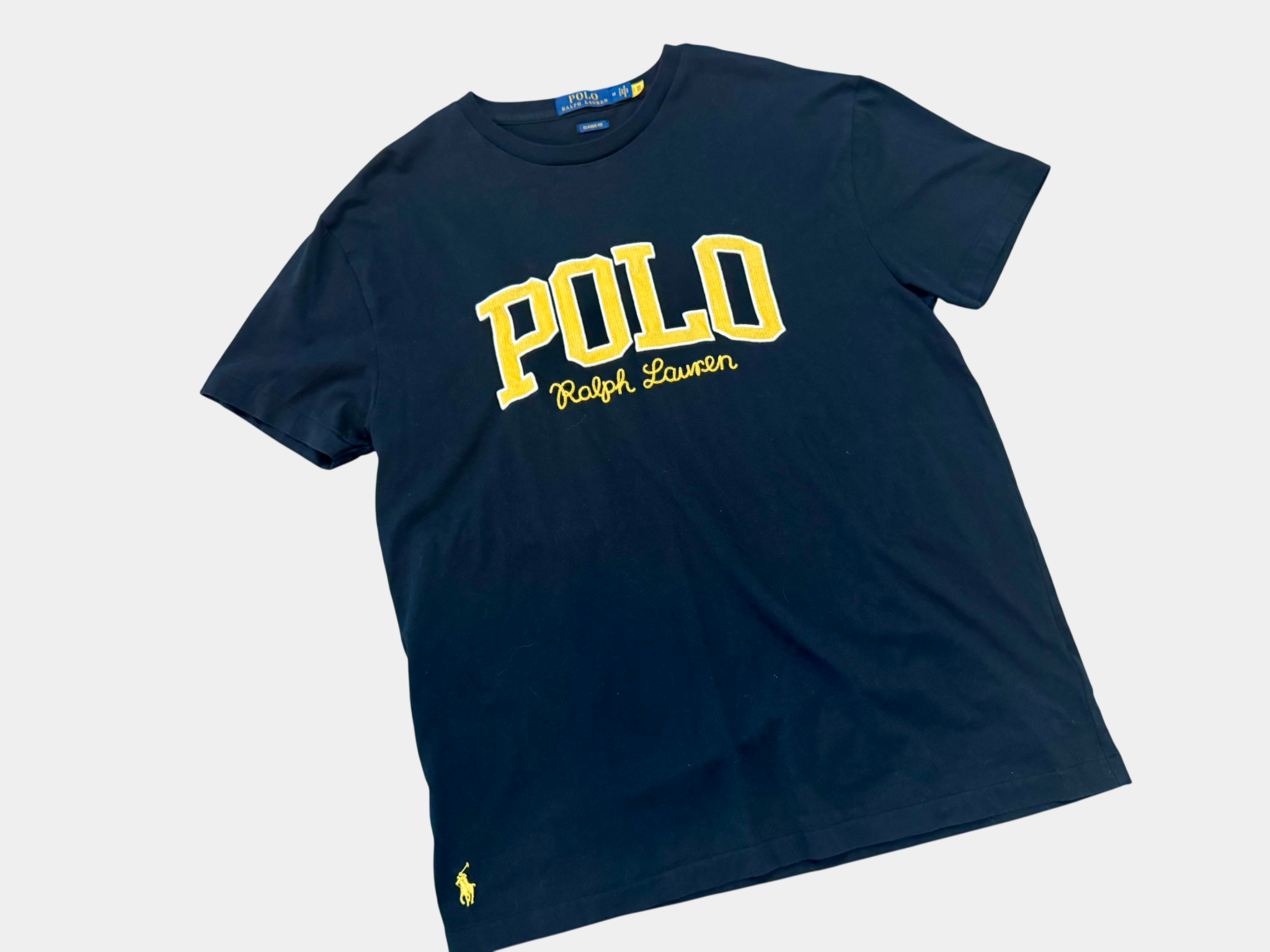 POLO RALPH LAUREN Black Polo Ralph Lauren t-shirt with yellow accents, Size M