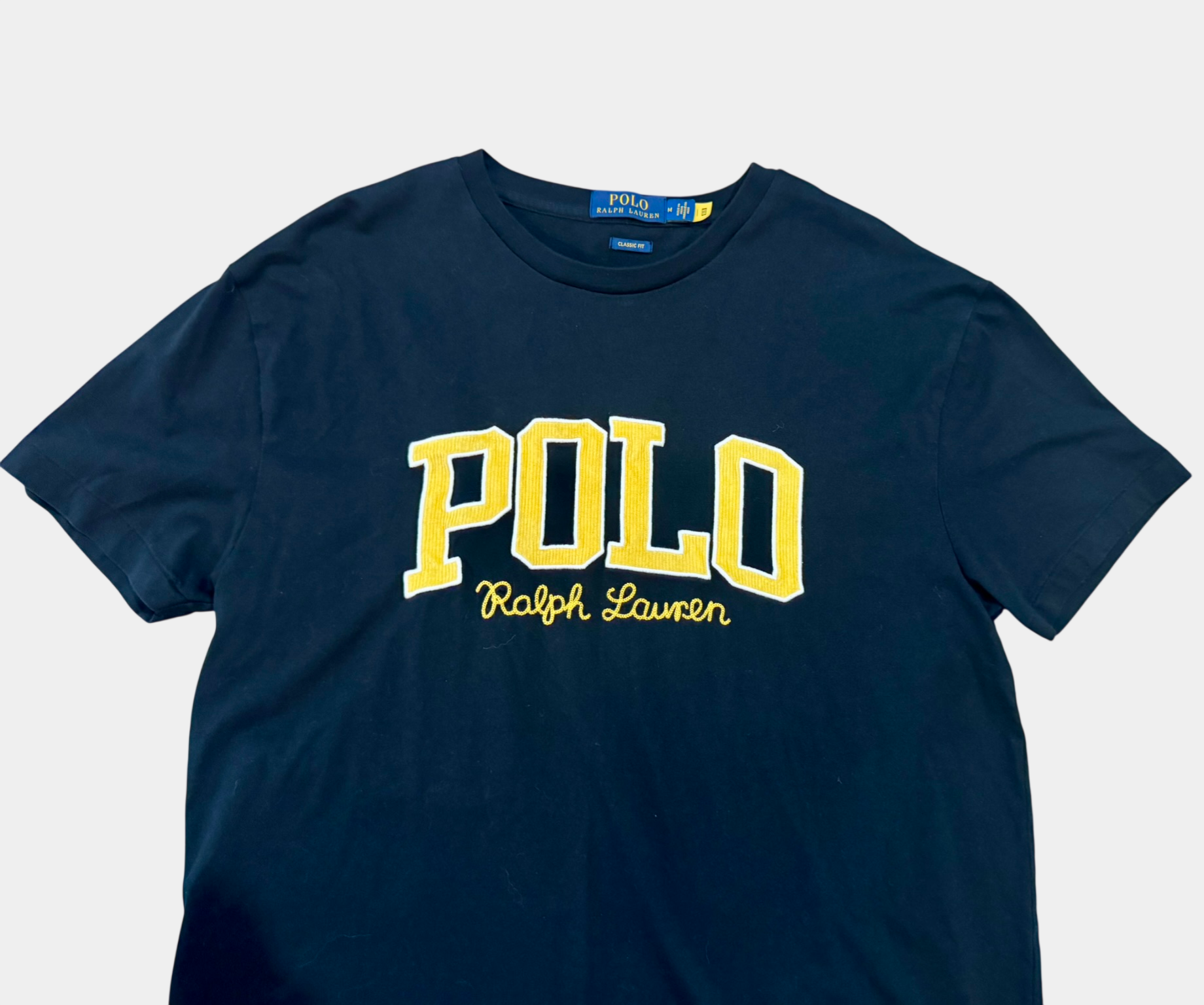 POLO RALPH LAUREN Black Polo Ralph Lauren t-shirt with yellow accents, Size M