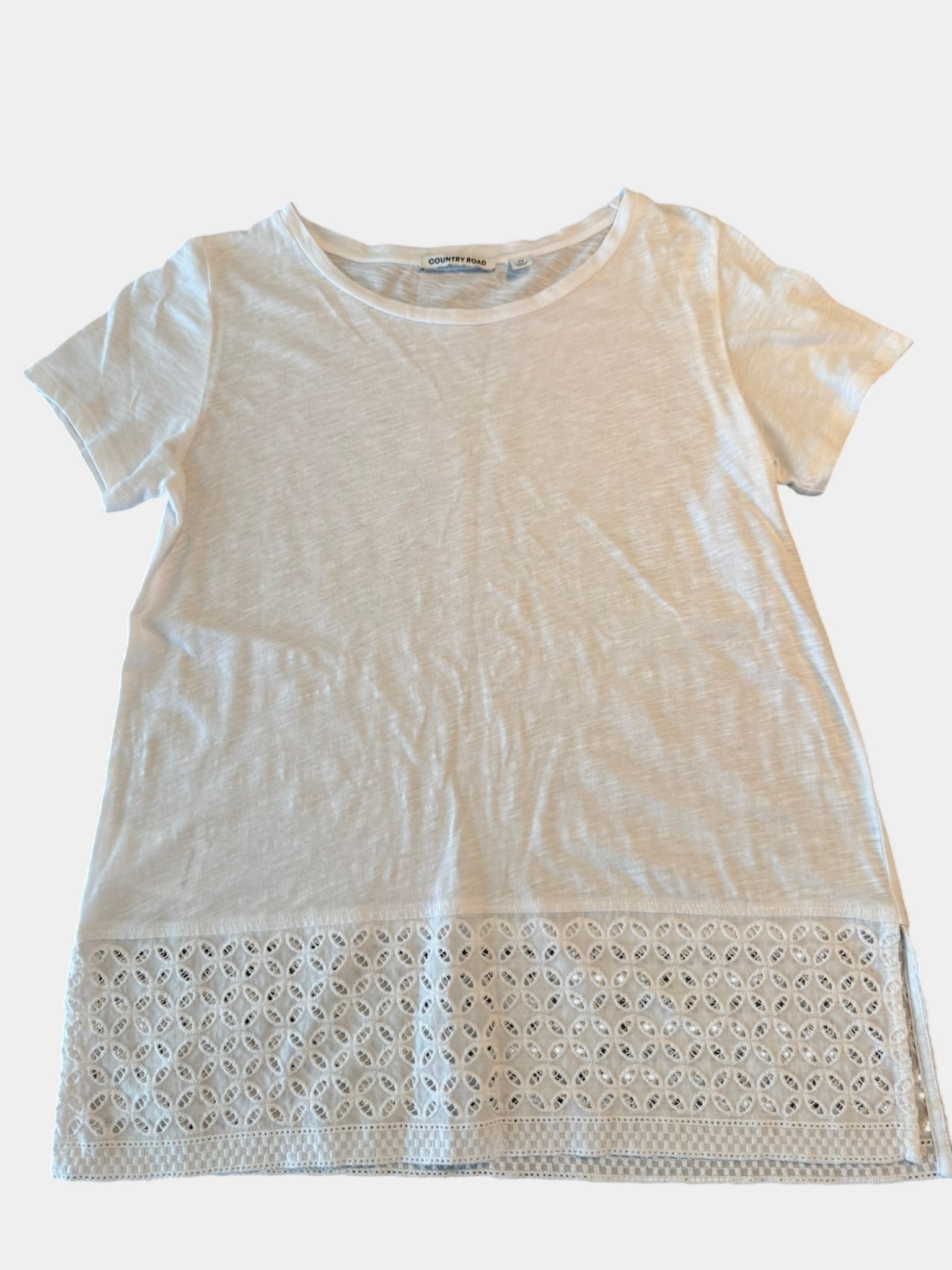 COUNTRY ROAD White T-Shirt with Lace Trim Size XS