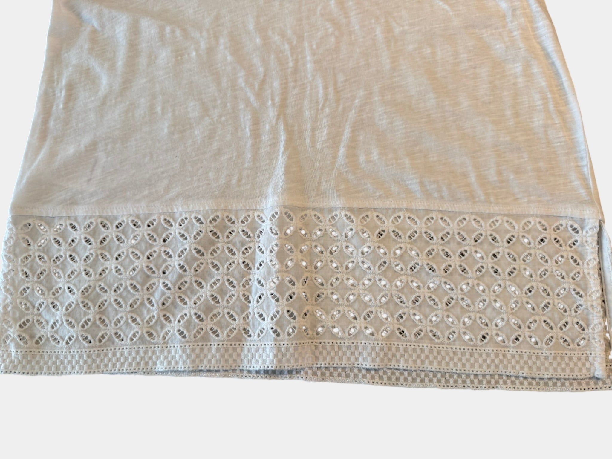 COUNTRY ROAD White T-Shirt with Lace Trim Size XS