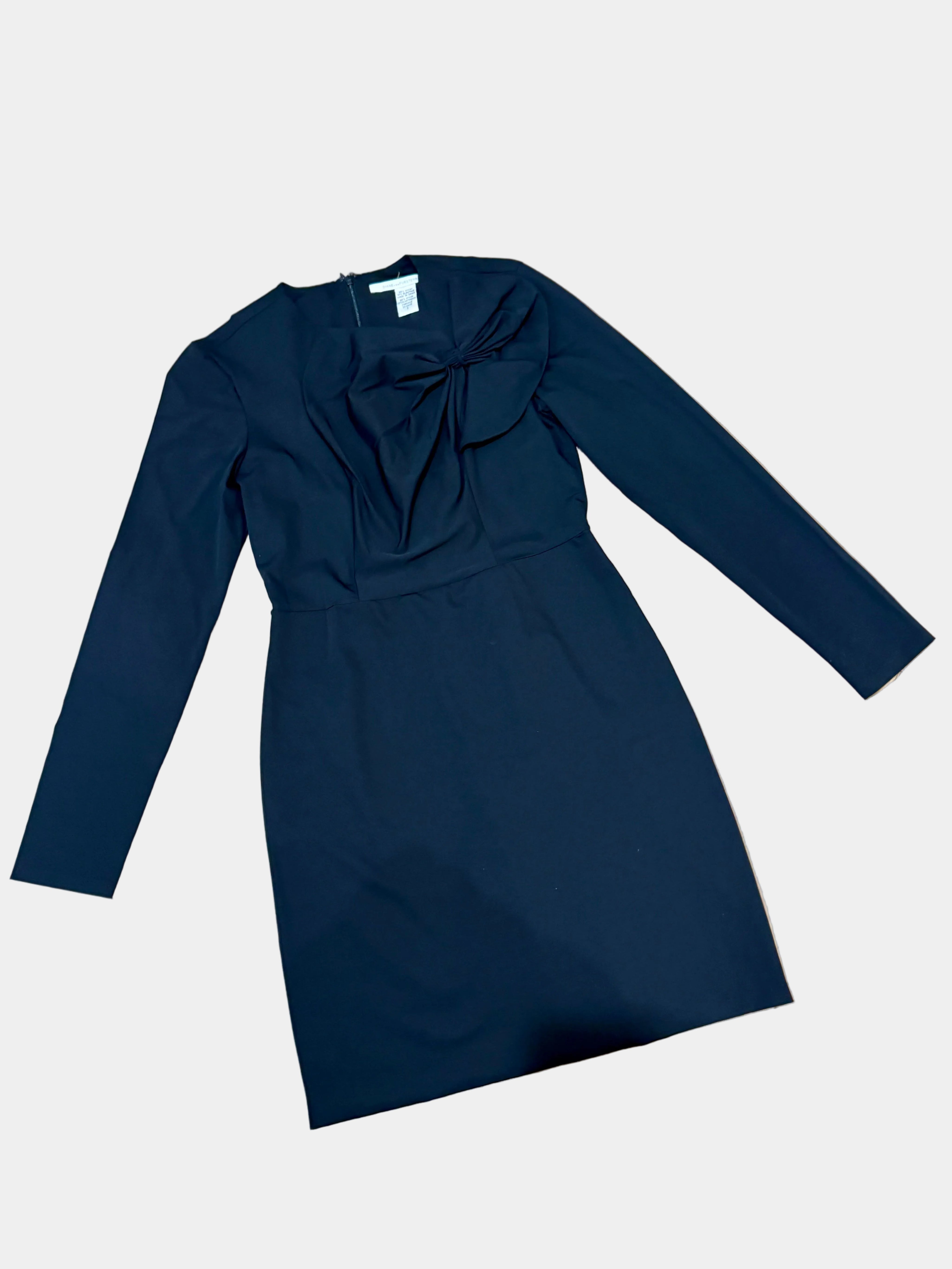 DIANNE VON FURSTENBERG Black Diane von Furstenberg dress with long sleeves Size 8