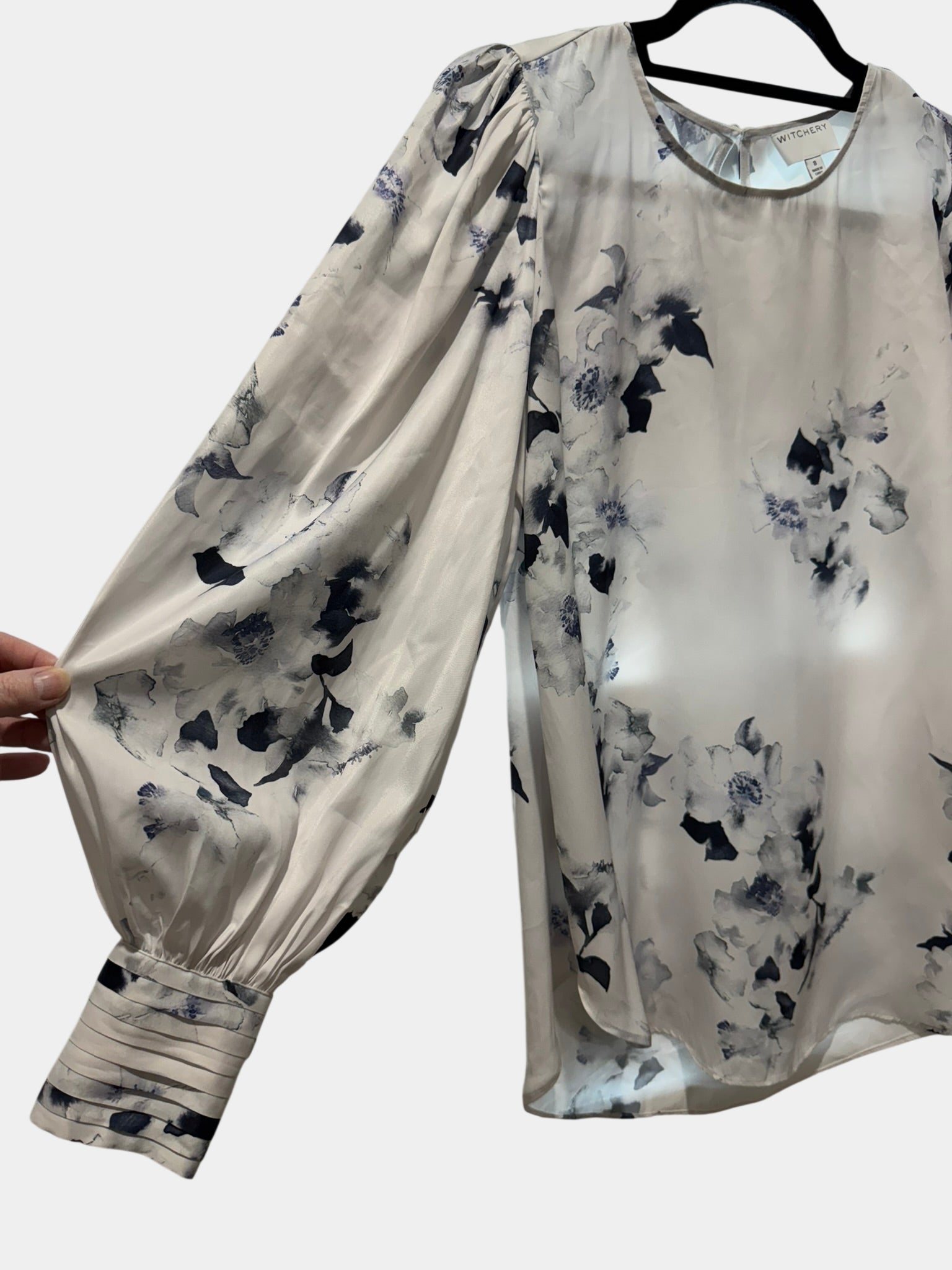 WITCHERY White/Blue Floral Blouse with Puffy Sleeves Size 8