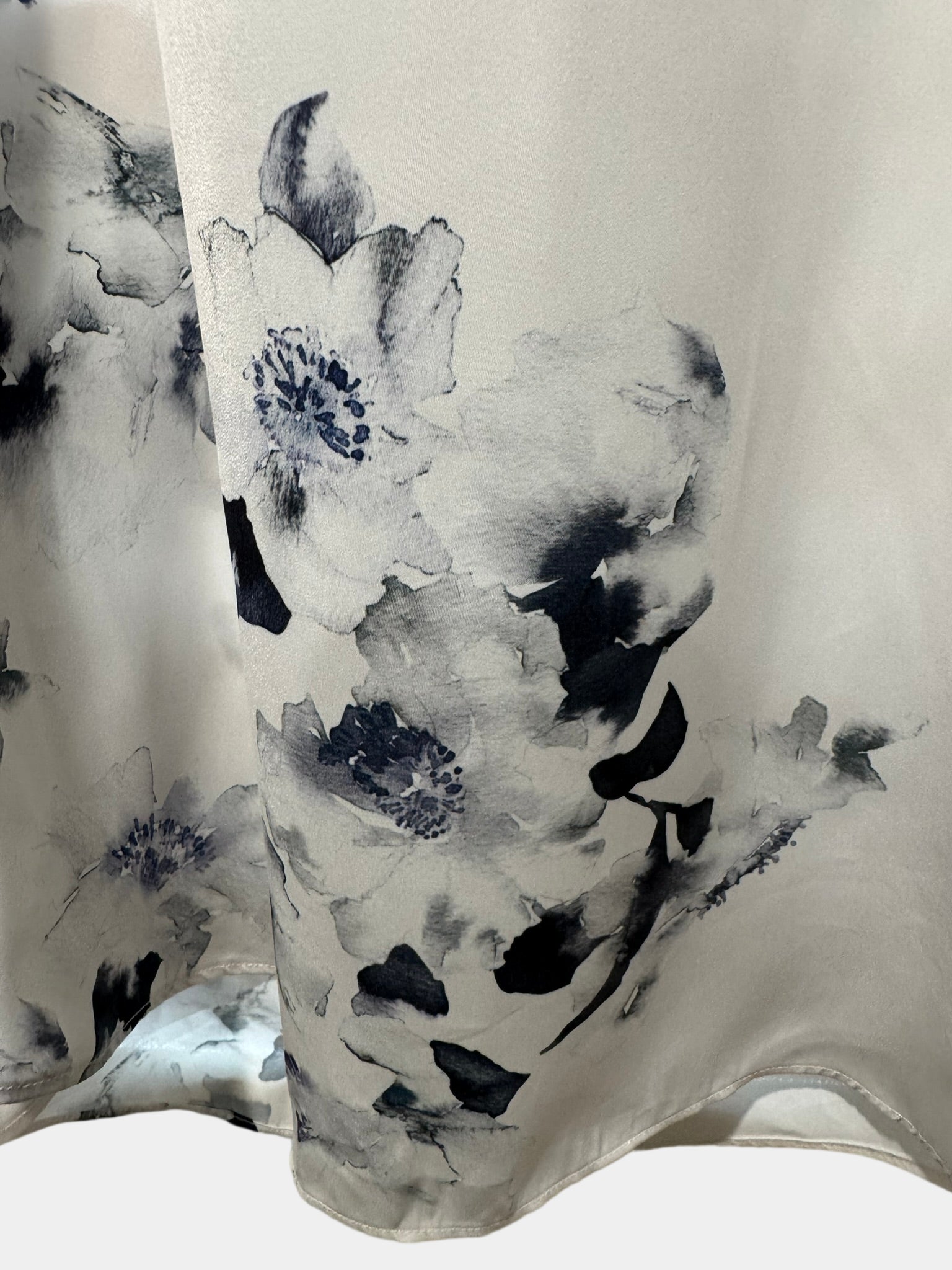 WITCHERY White/Blue Floral Blouse with Puffy Sleeves Size 8