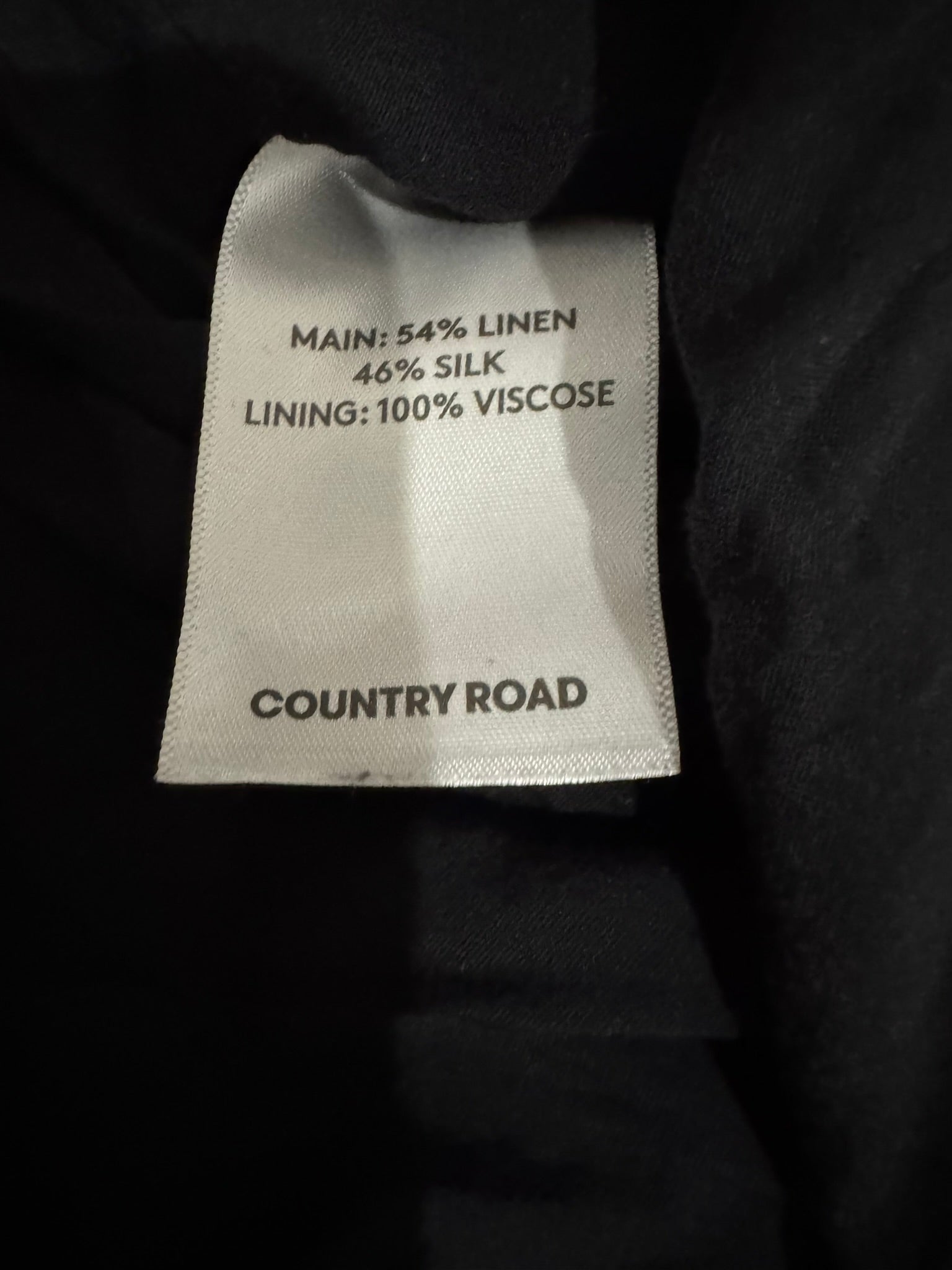 COUNTRY ROAD Black Silk Blend Size 4