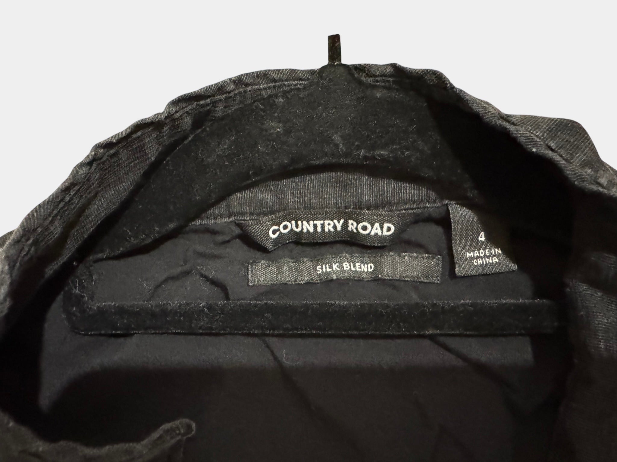 COUNTRY ROAD Black Silk Blend Size 4
