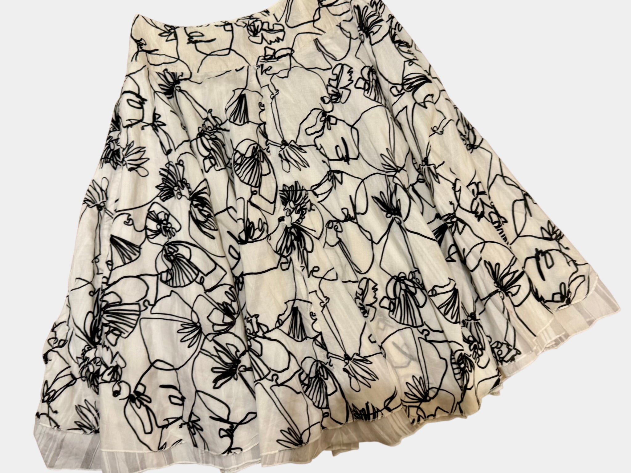 MOSCHINO Black and White Floral Skirt Size 12