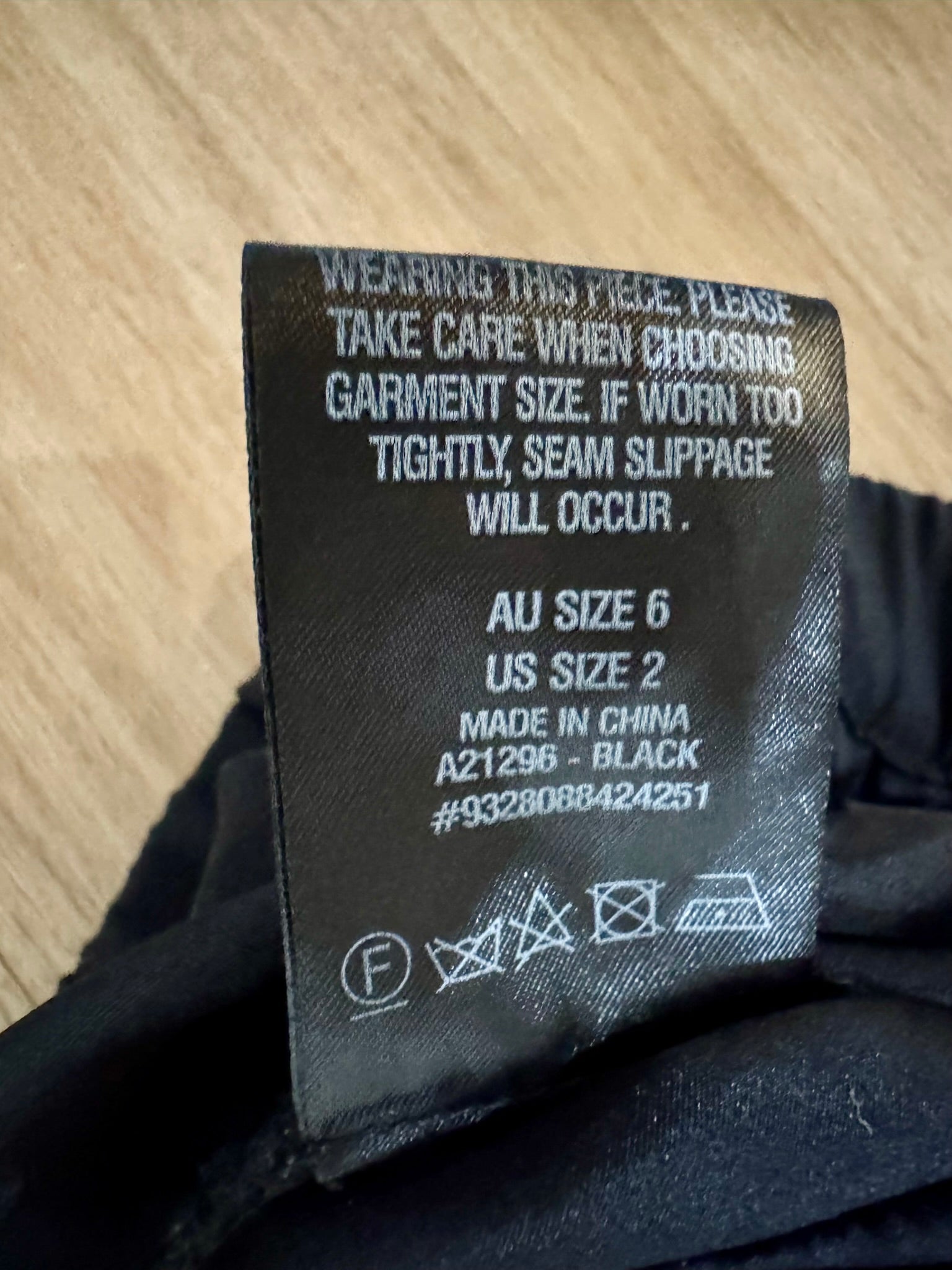 SCANLAN THEODORE Black Silk Casual Dress Pants Size 6